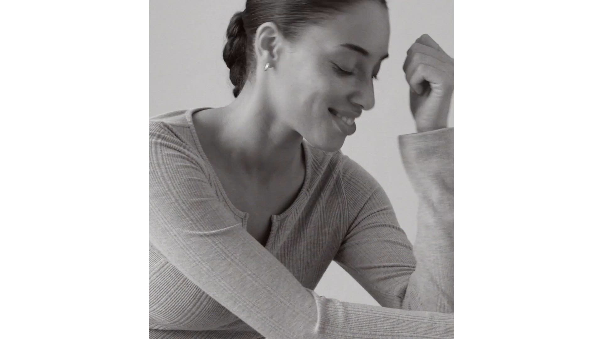 Dry Goods Women's Supersoft Long-Sleeve Tee 1