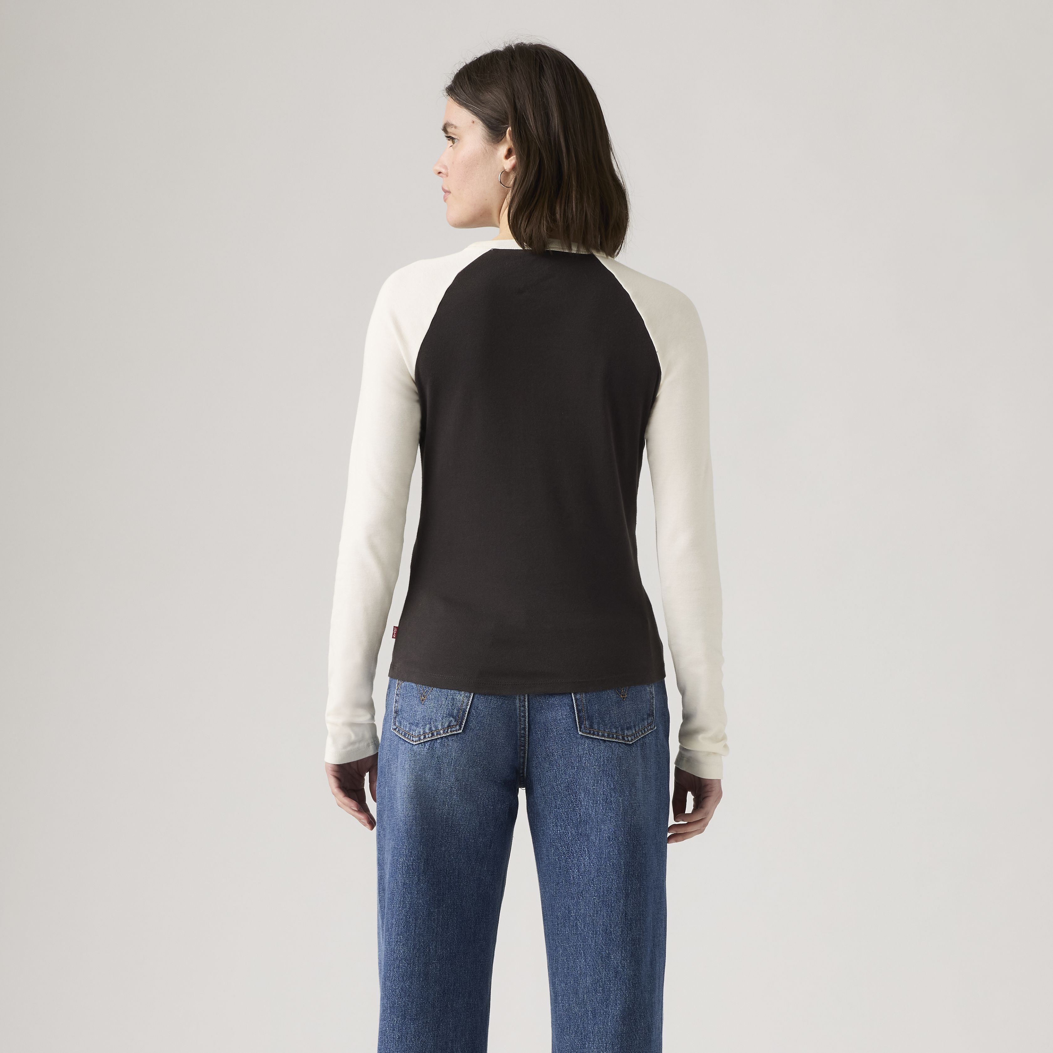 Graphic Logo Essential Raglan Long-Sleeve T-Shirt 4
