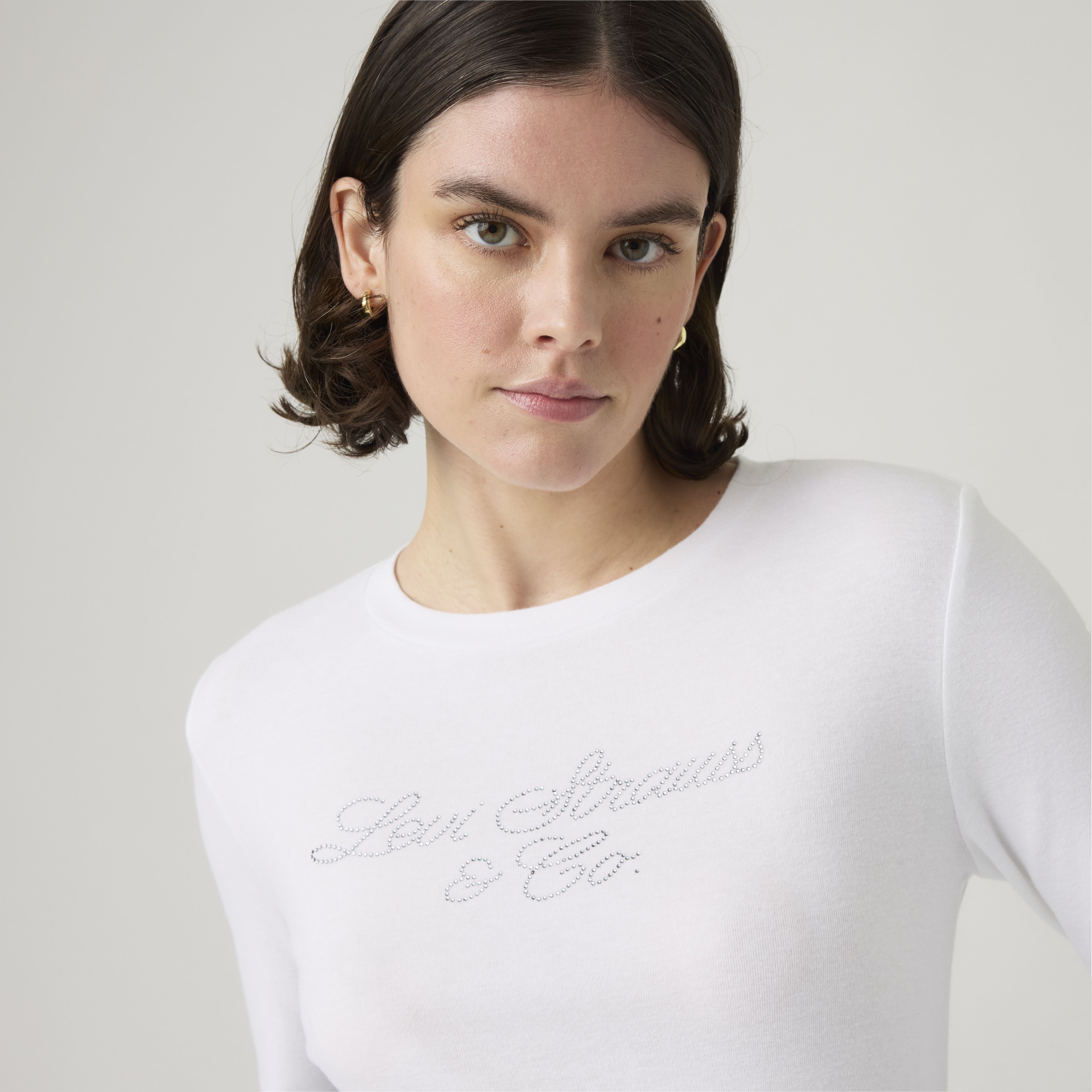 Graphic Essential Long-Sleeve Tee 4