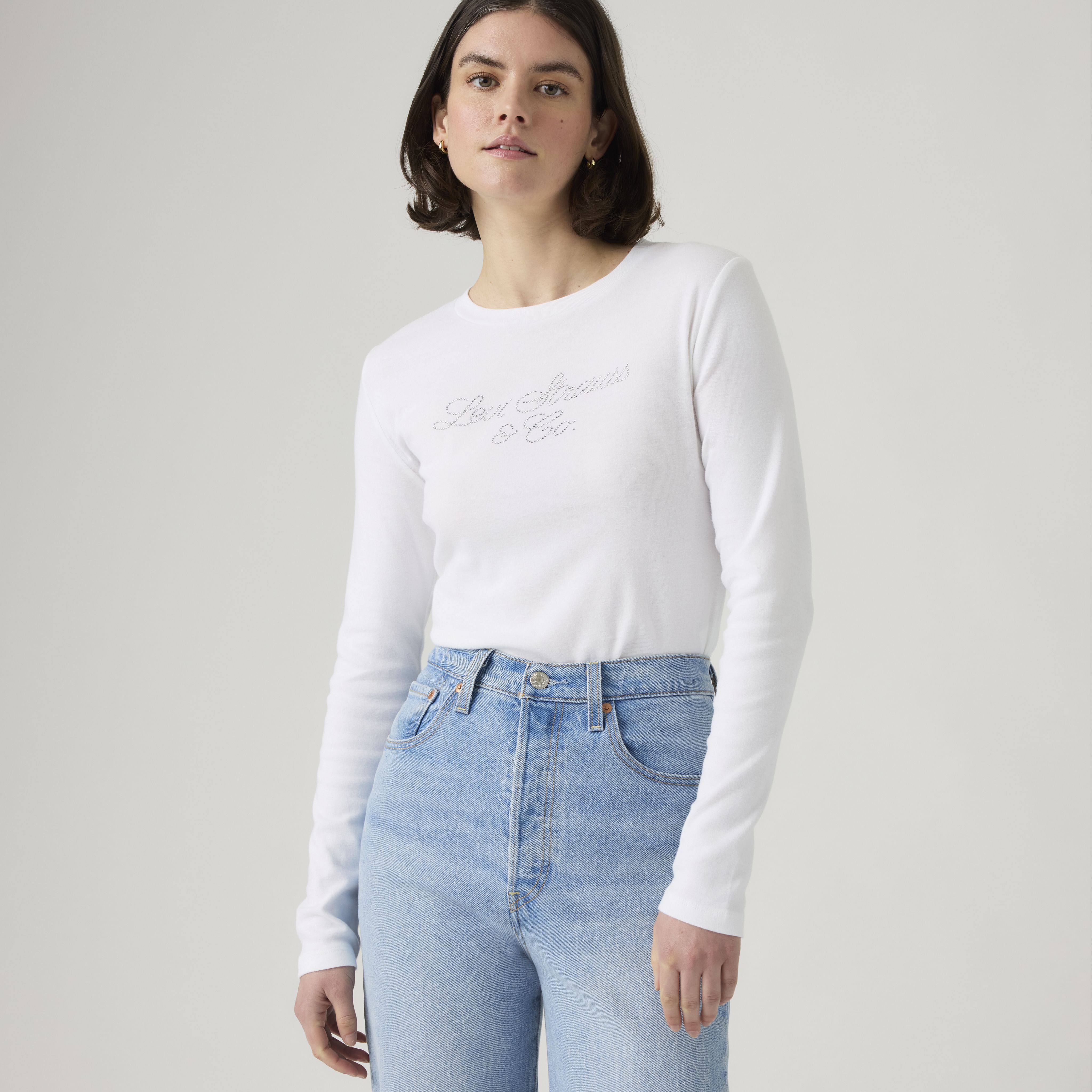 Graphic Essential Long-Sleeve Tee 7