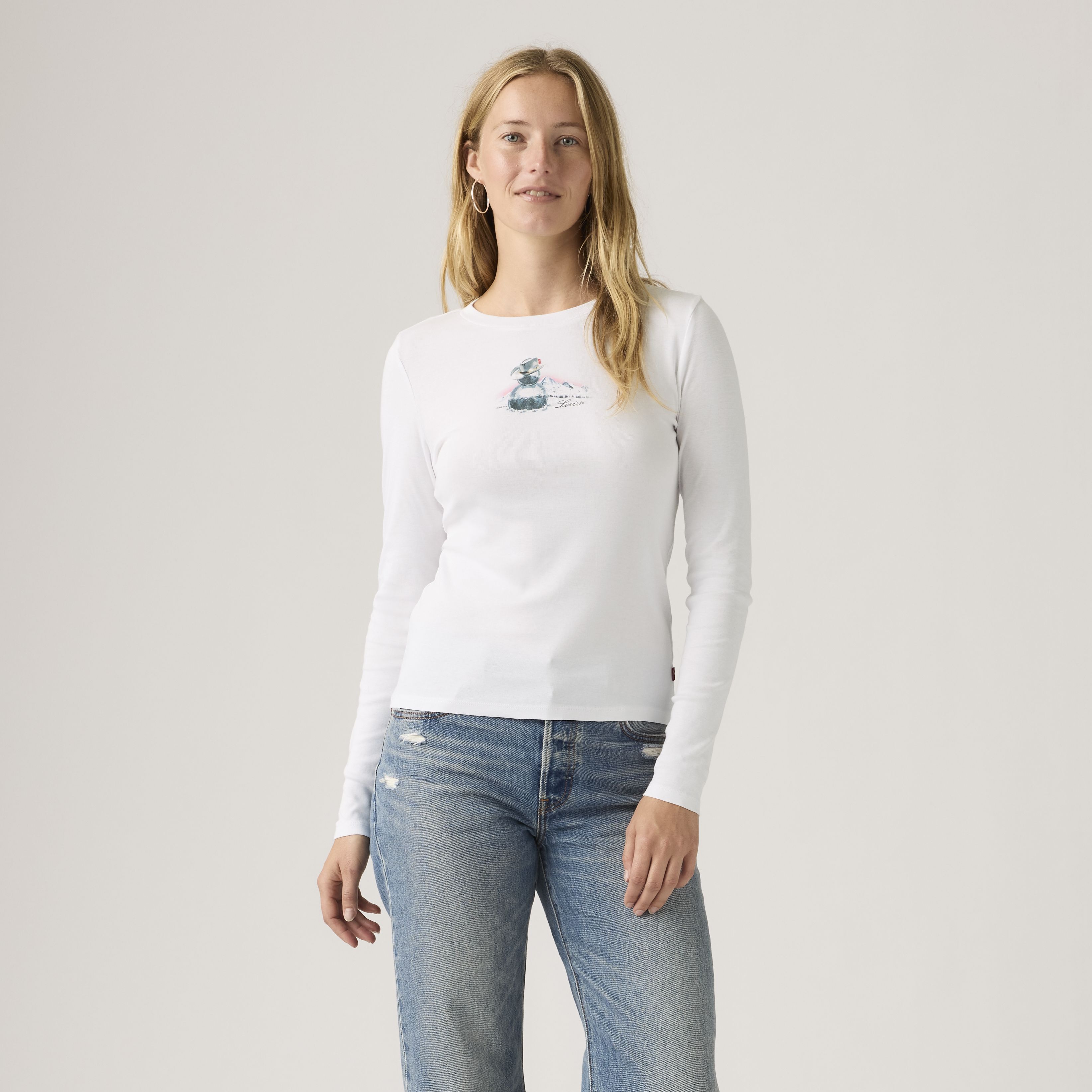 Graphic Essential Long-Sleeve Tee 3