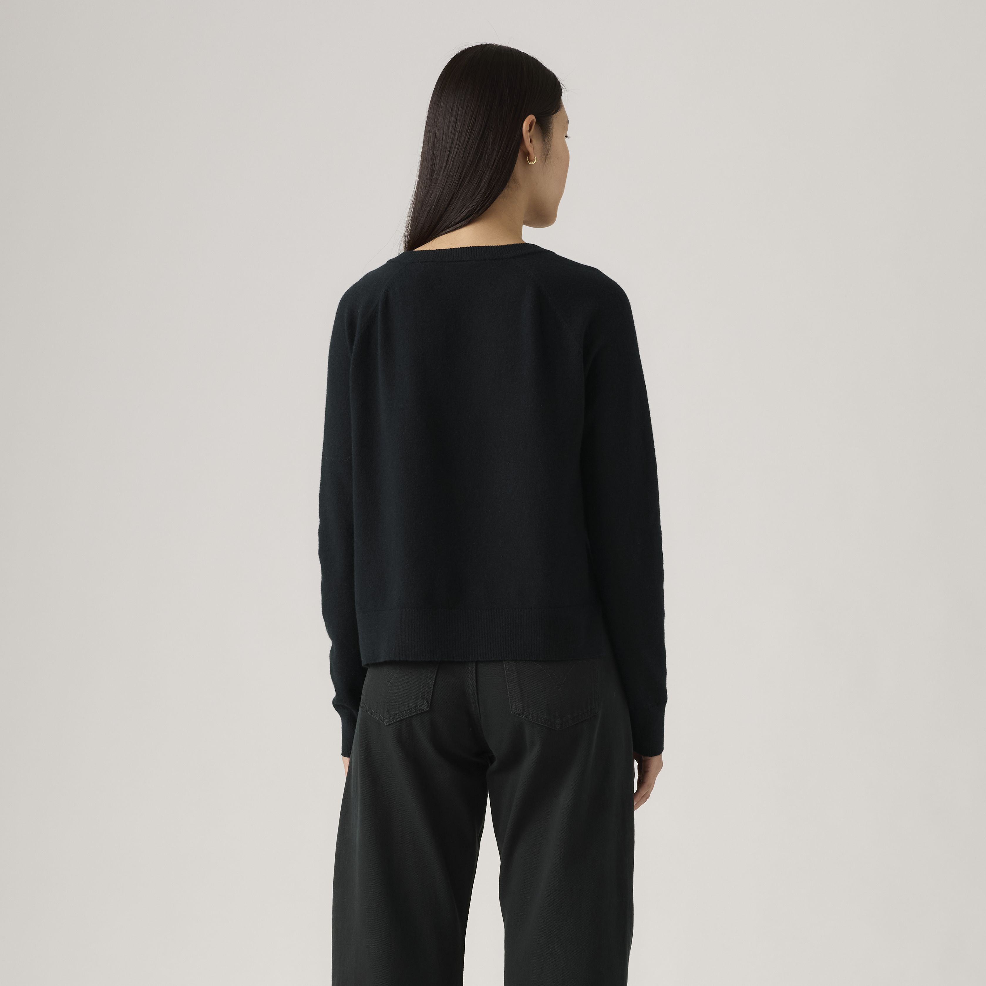 Supersoft V-Neck Pullover Sweater 3