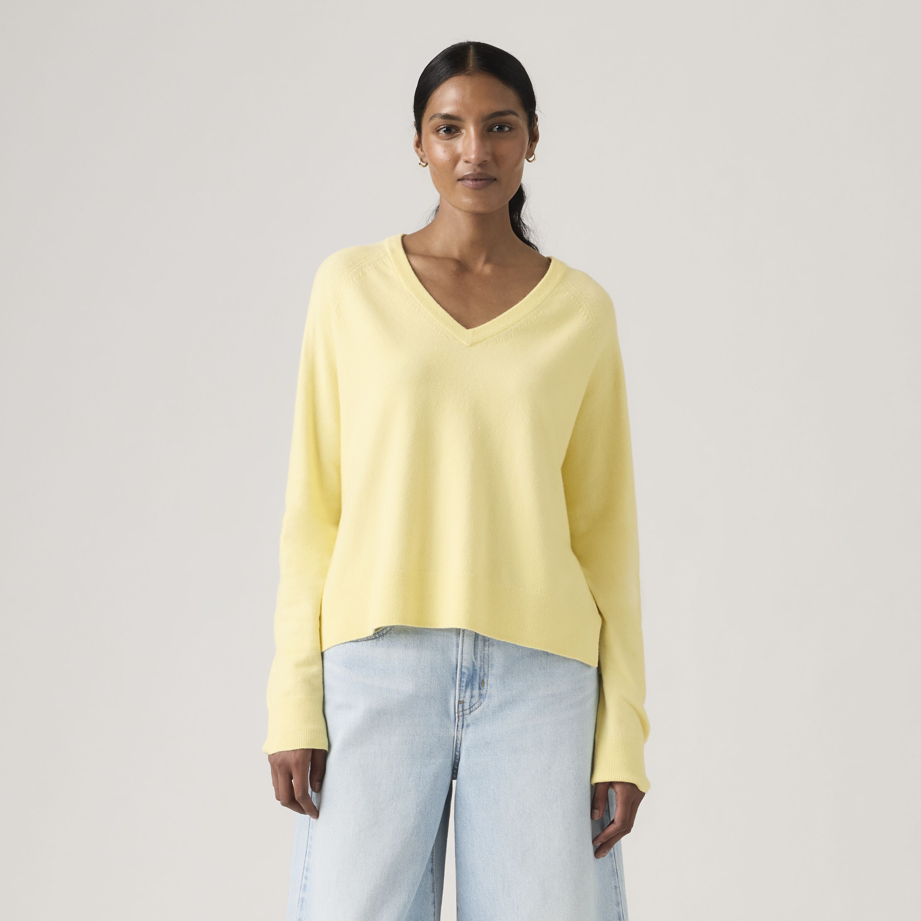 Supersoft V-Neck Pullover Sweater 3