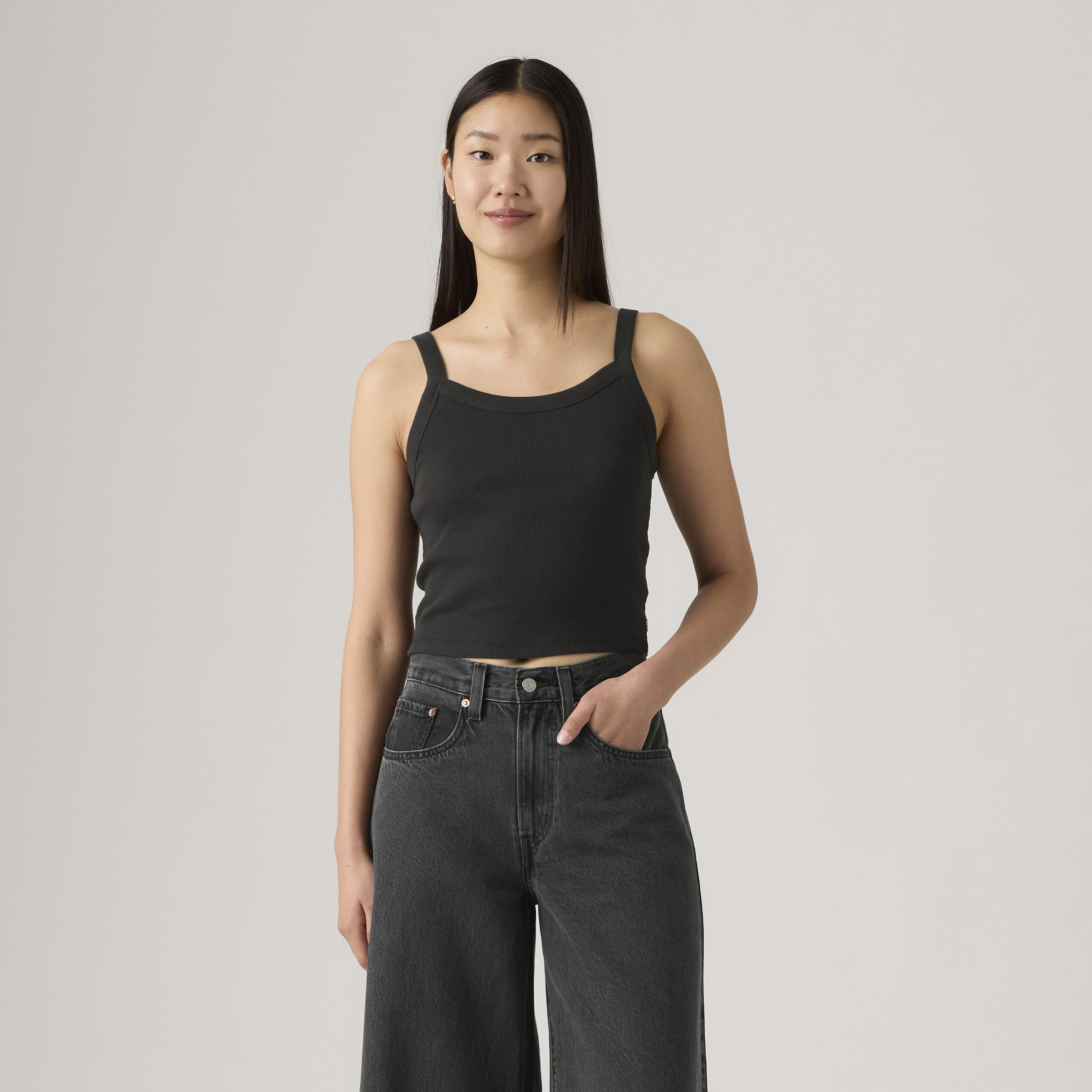 Essential Sporty Ribbed Tank Top 2