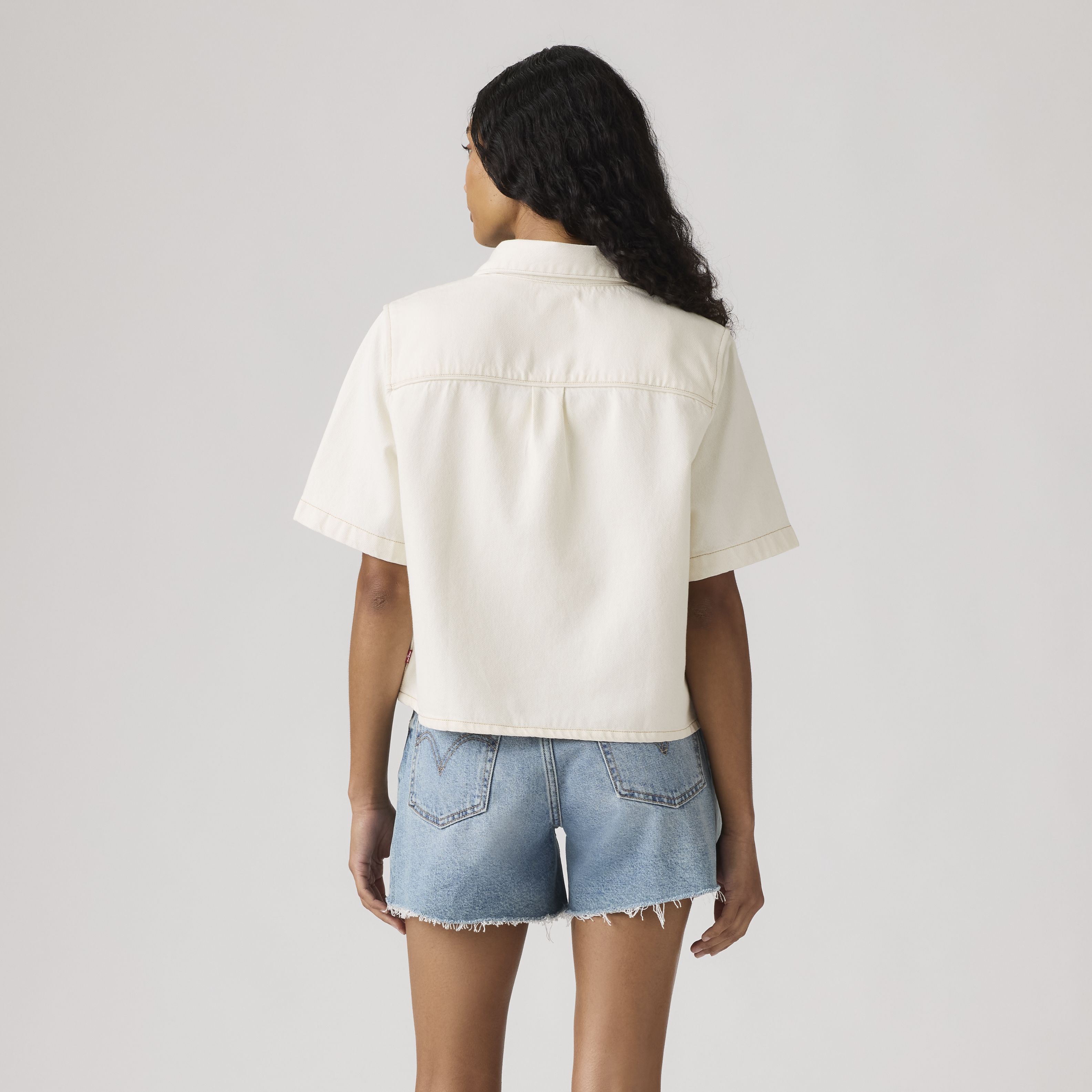 Logan Short Sleeve Denim Shirt 4