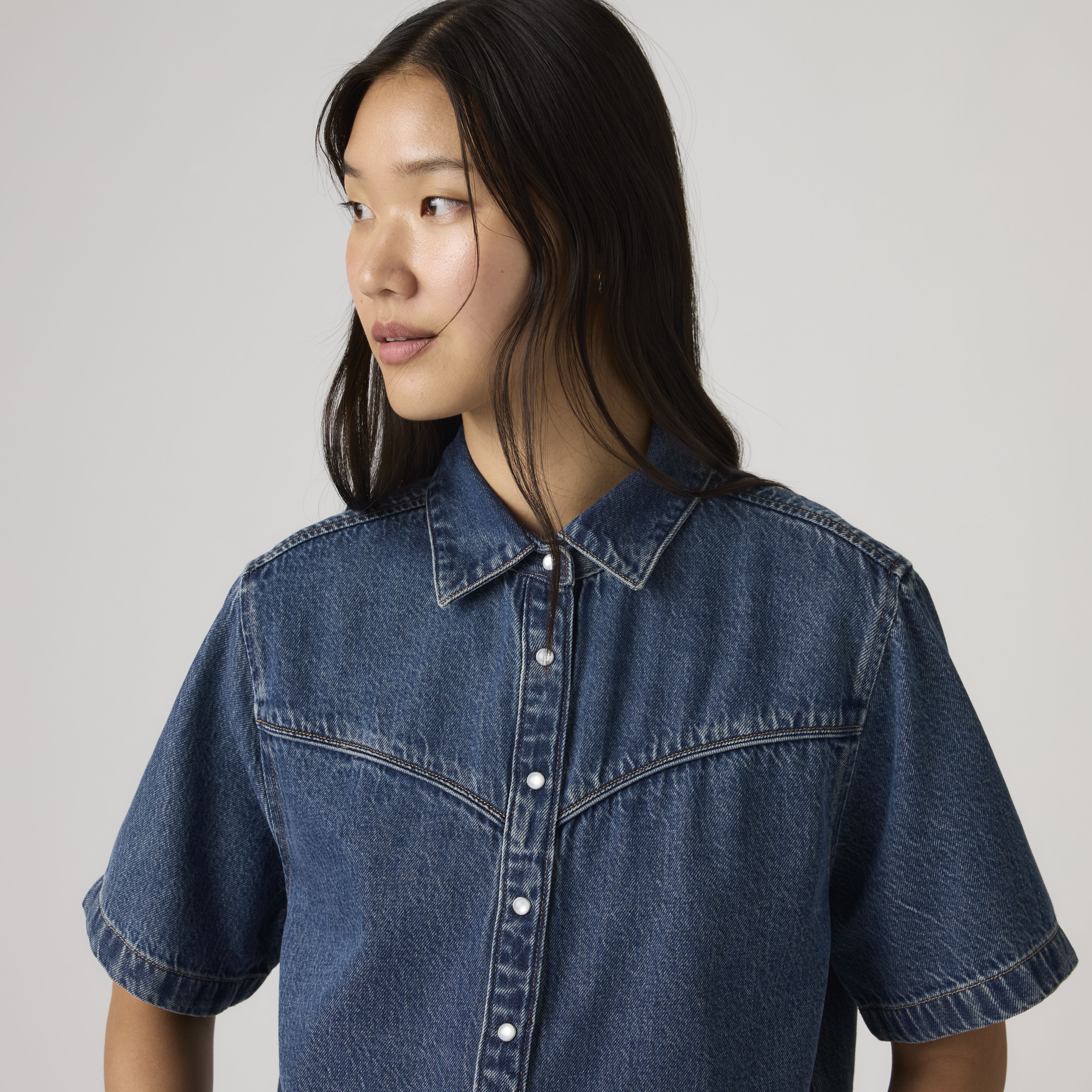Logan Short Sleeve Denim Shirt 2