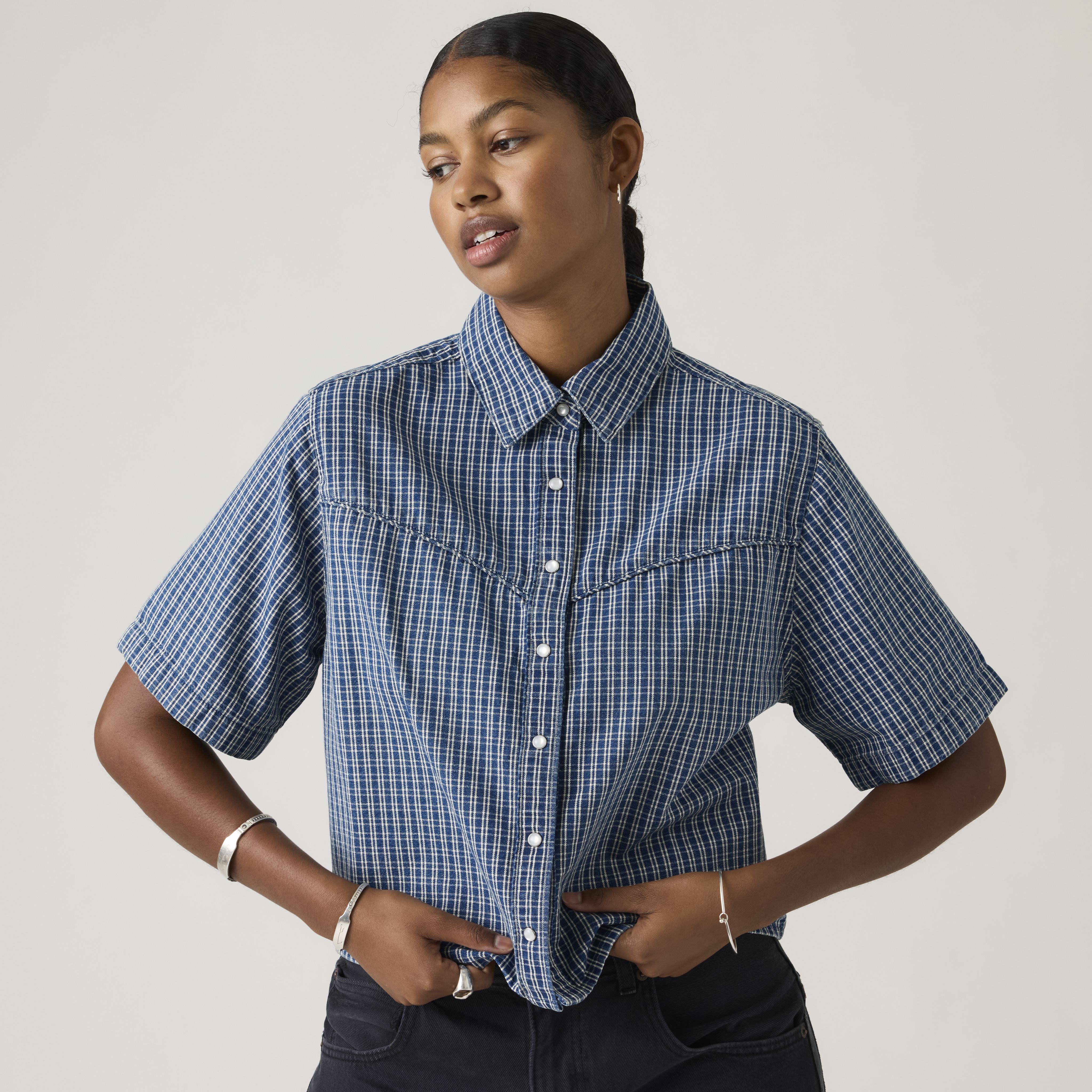 Logan Short-Sleeve Denim Shirt 1