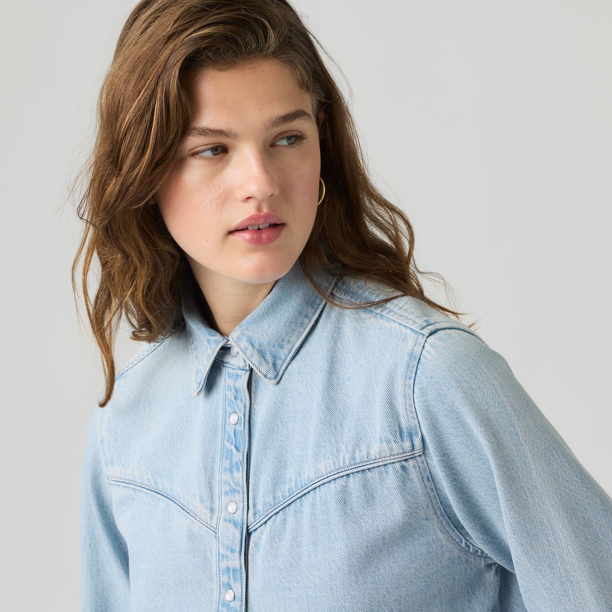 Logan Shirt — Tencel Blasted Stone Top - Light Wash