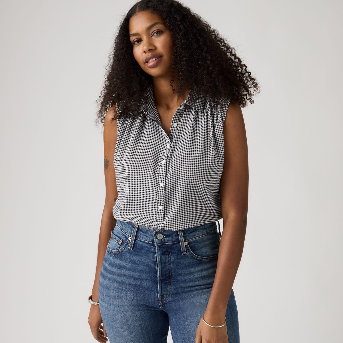 Londyn Short-Sleeve Popover Top — Patricia Check Anthr - Black