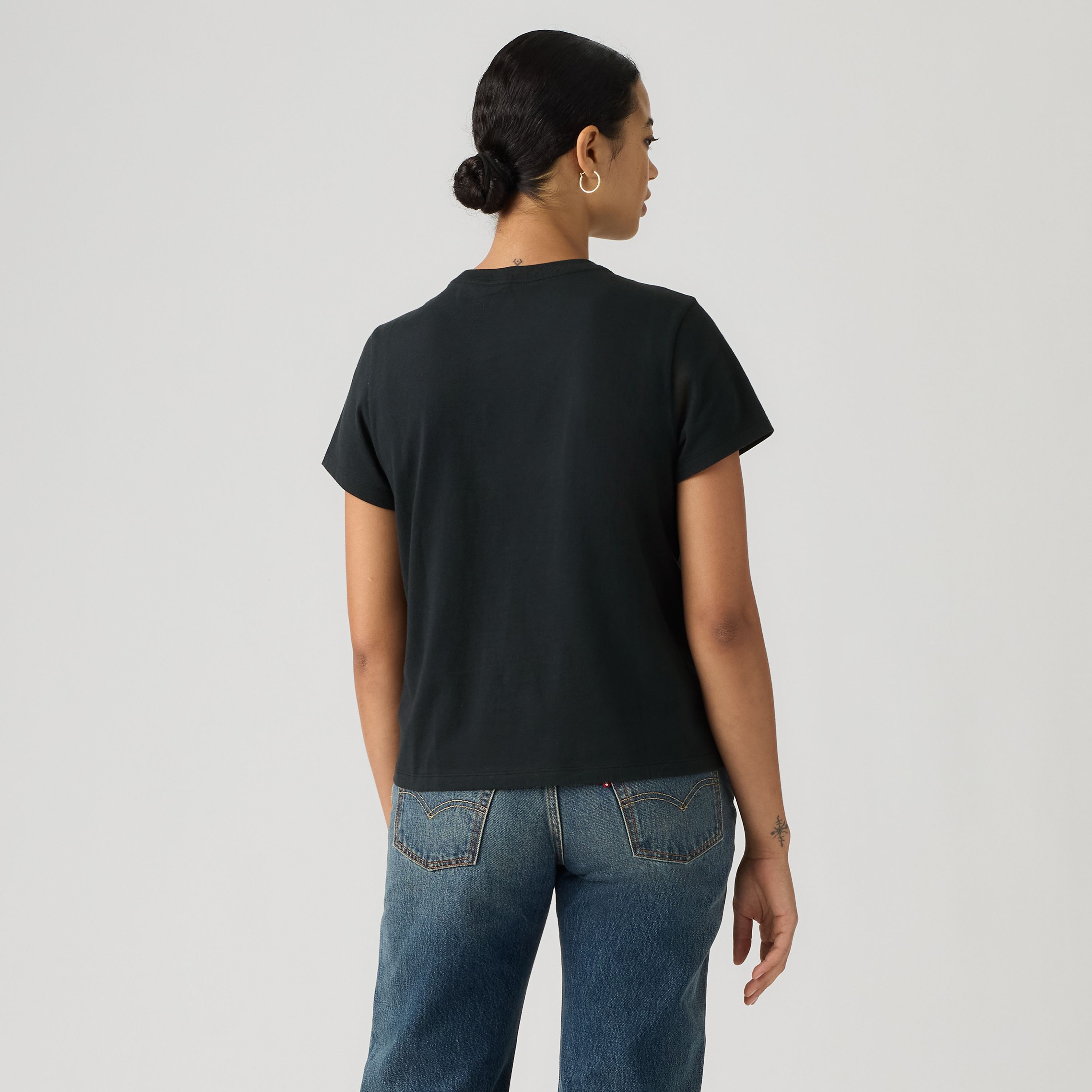 Graphic Favorite Tee 4