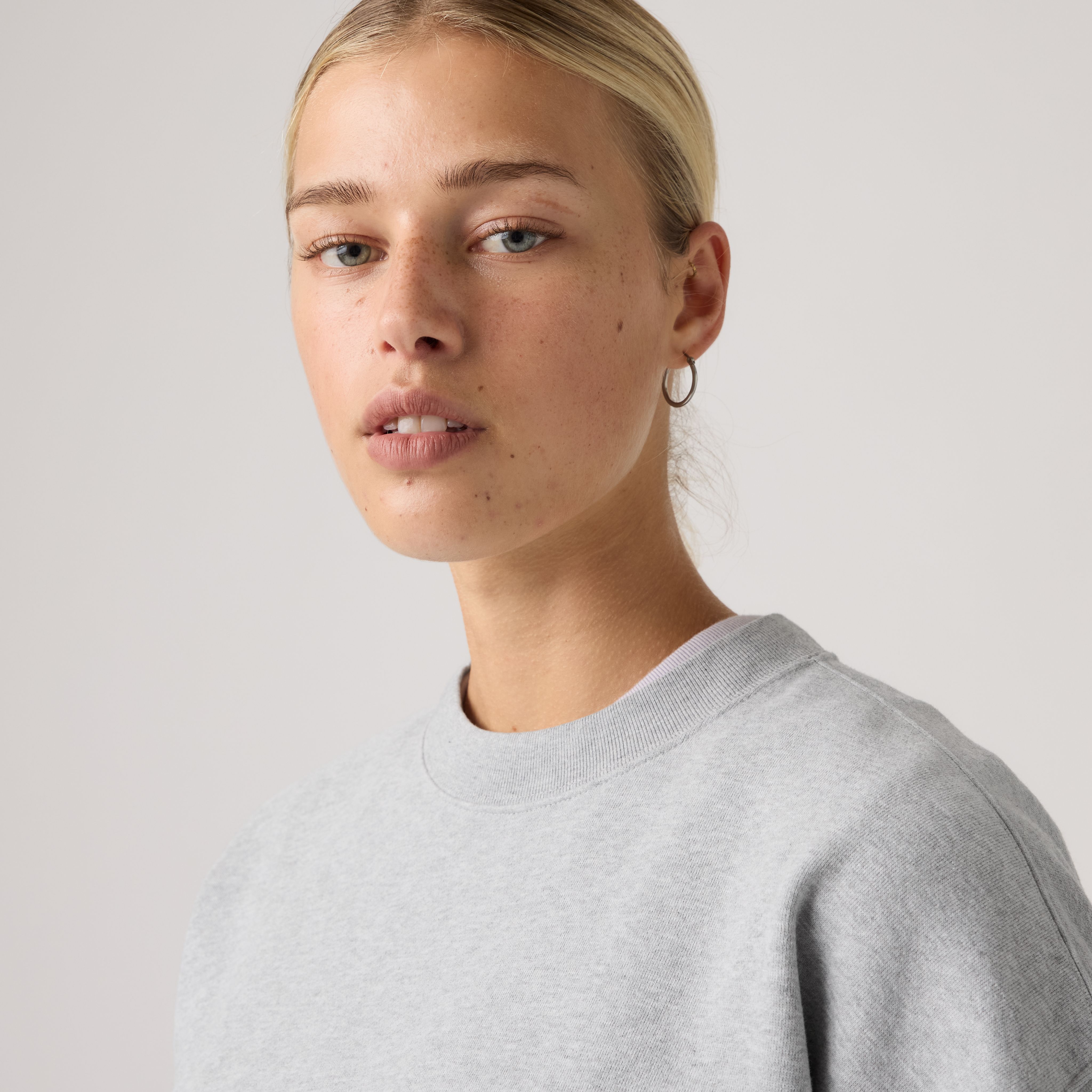 Vintage Boxy Sweatshirt 2