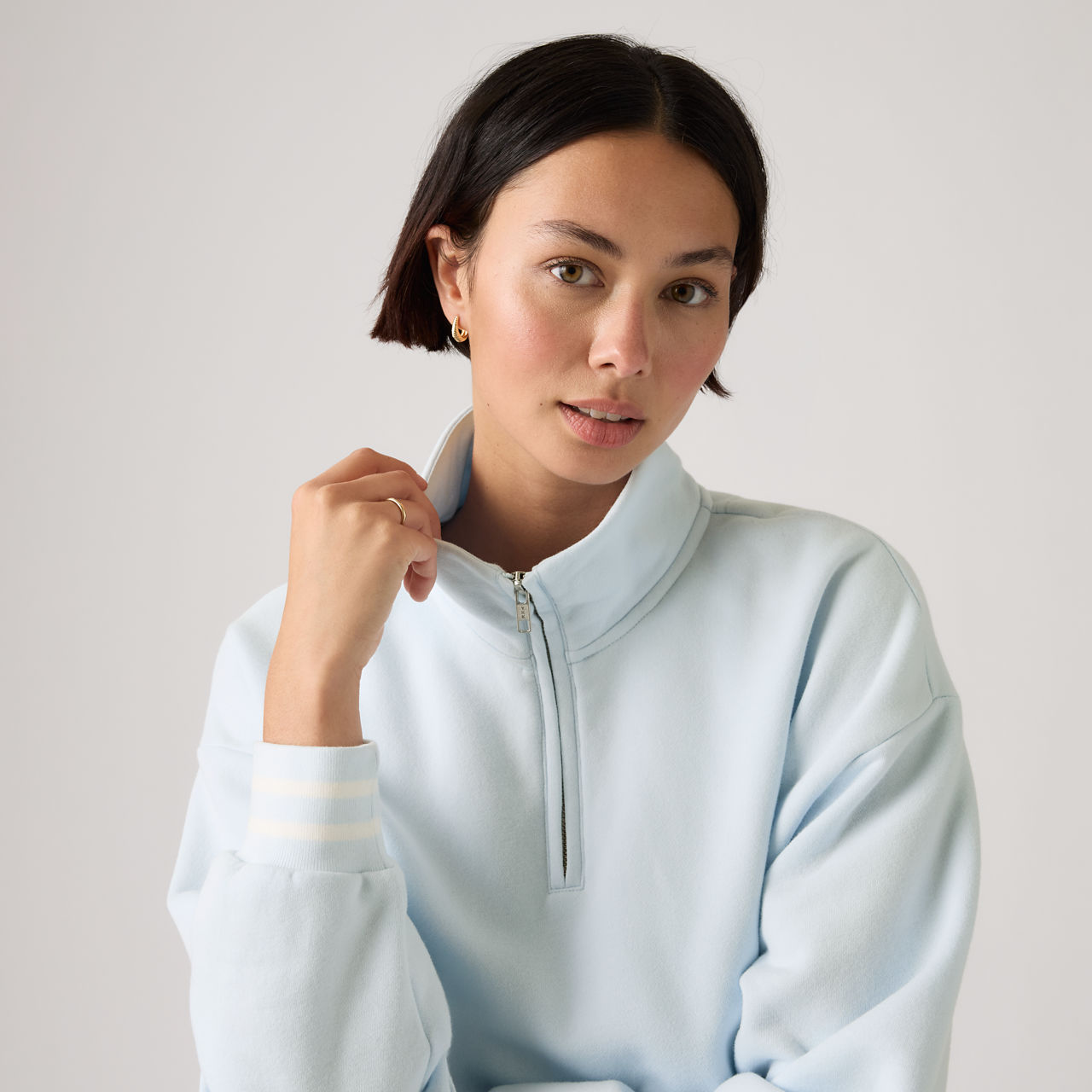 Everyday Quarter Zip Sweatshirt 2