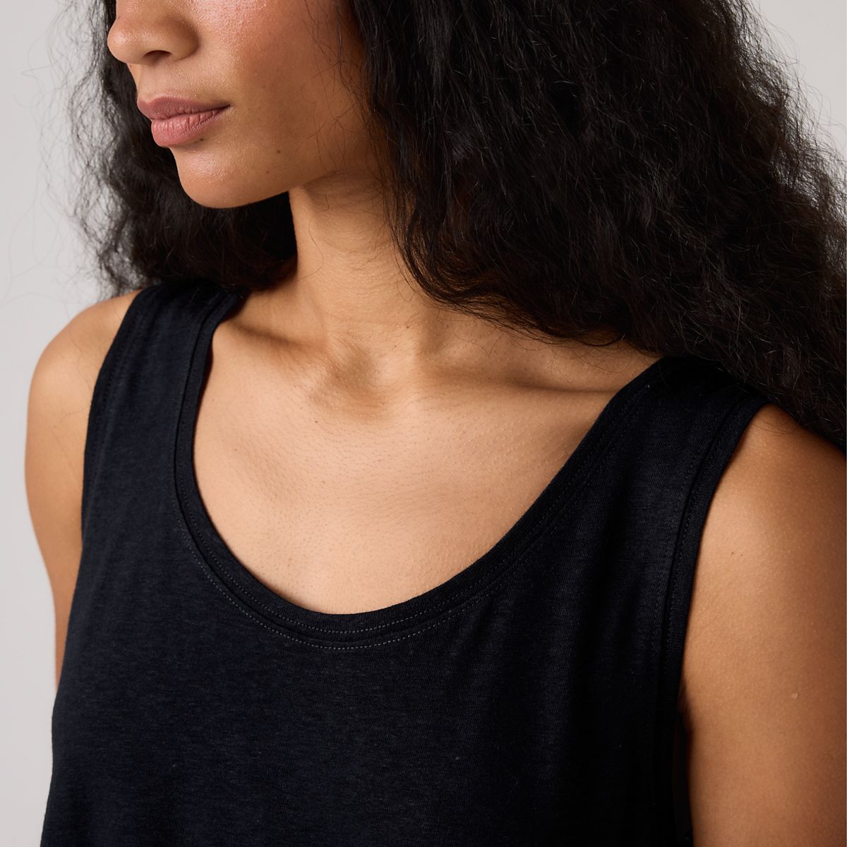 Lori Linen Scoop Tank Top — Anthracite Night - Black