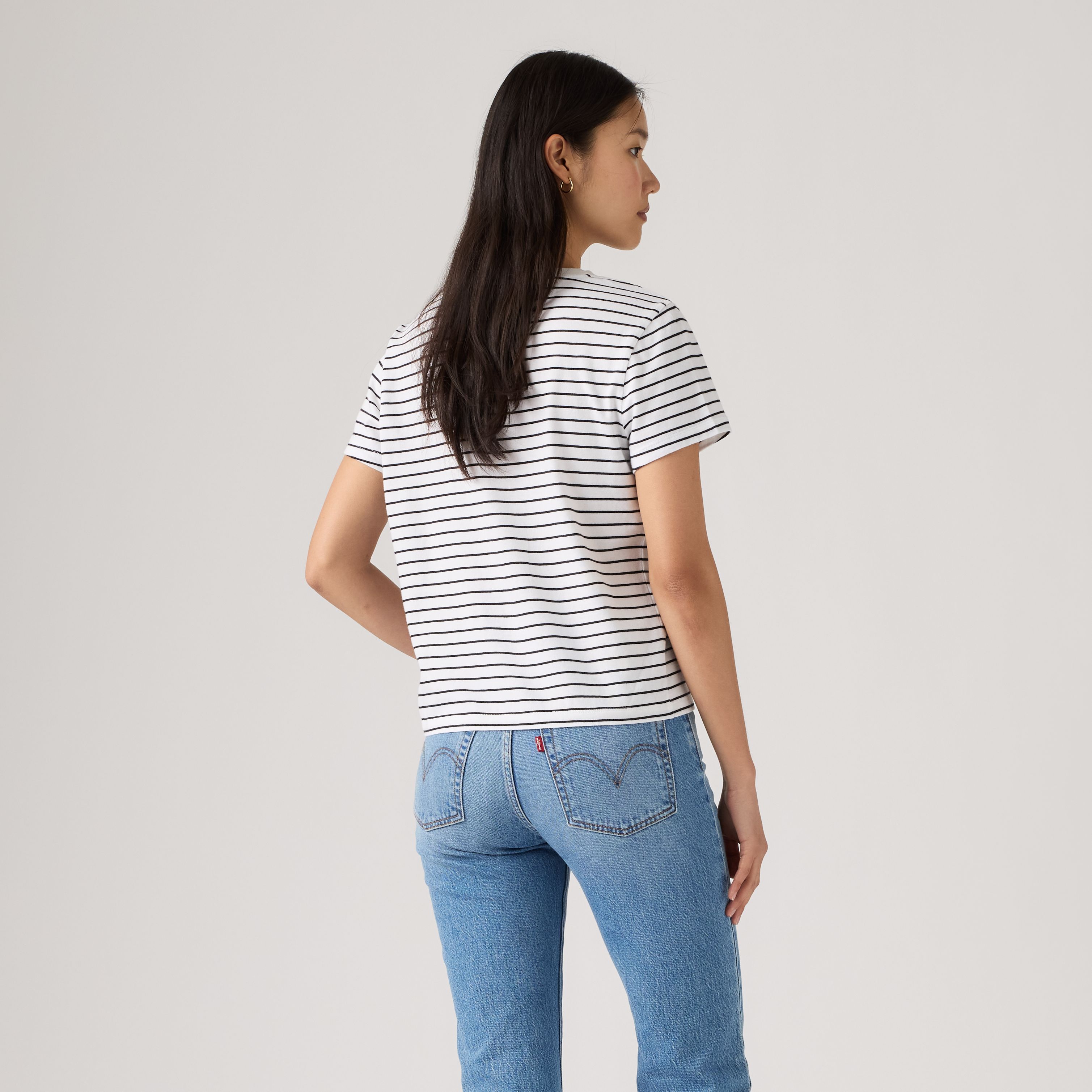 Favorite Cotton V-Neck Tee 4
