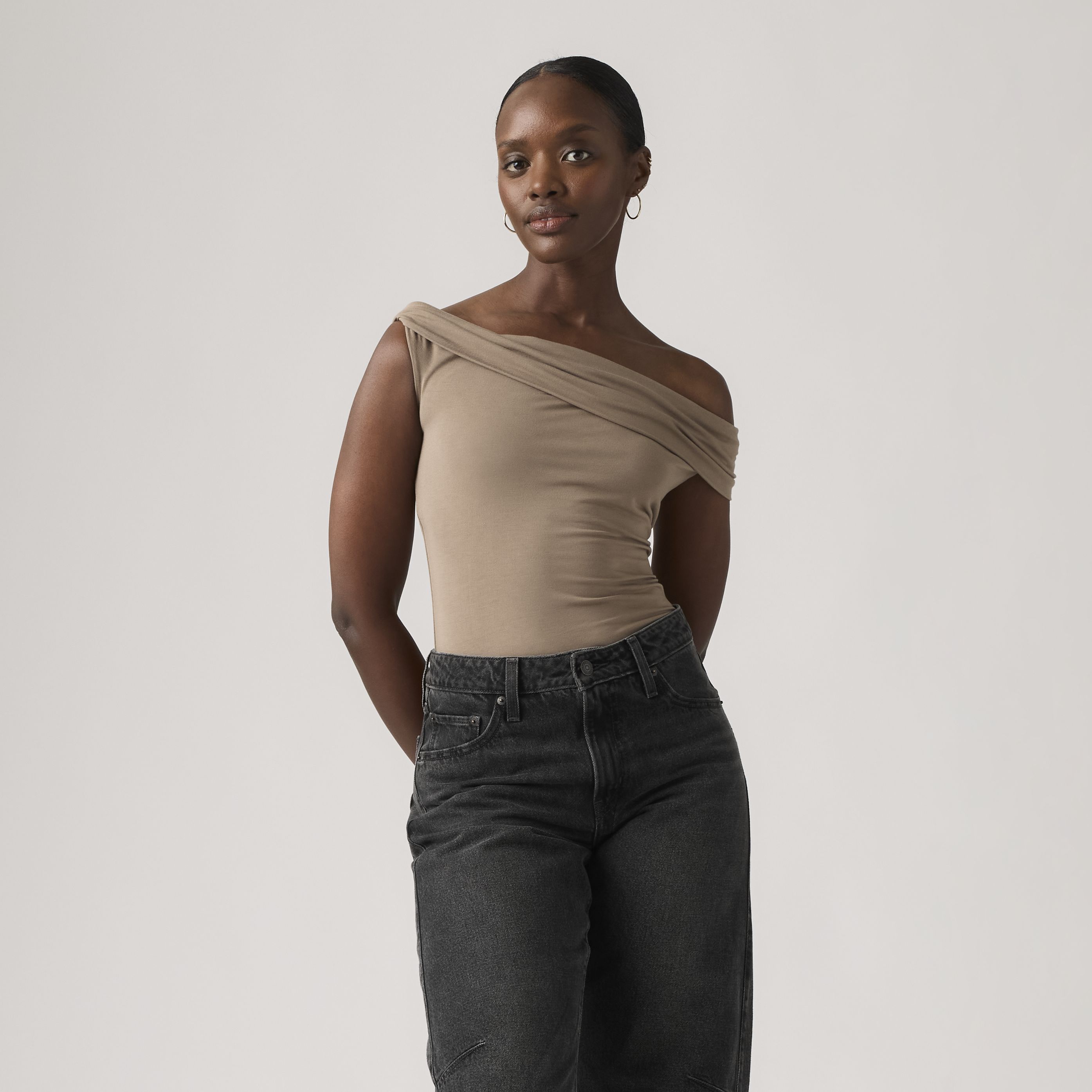 Tori Twisted Knit Top 10