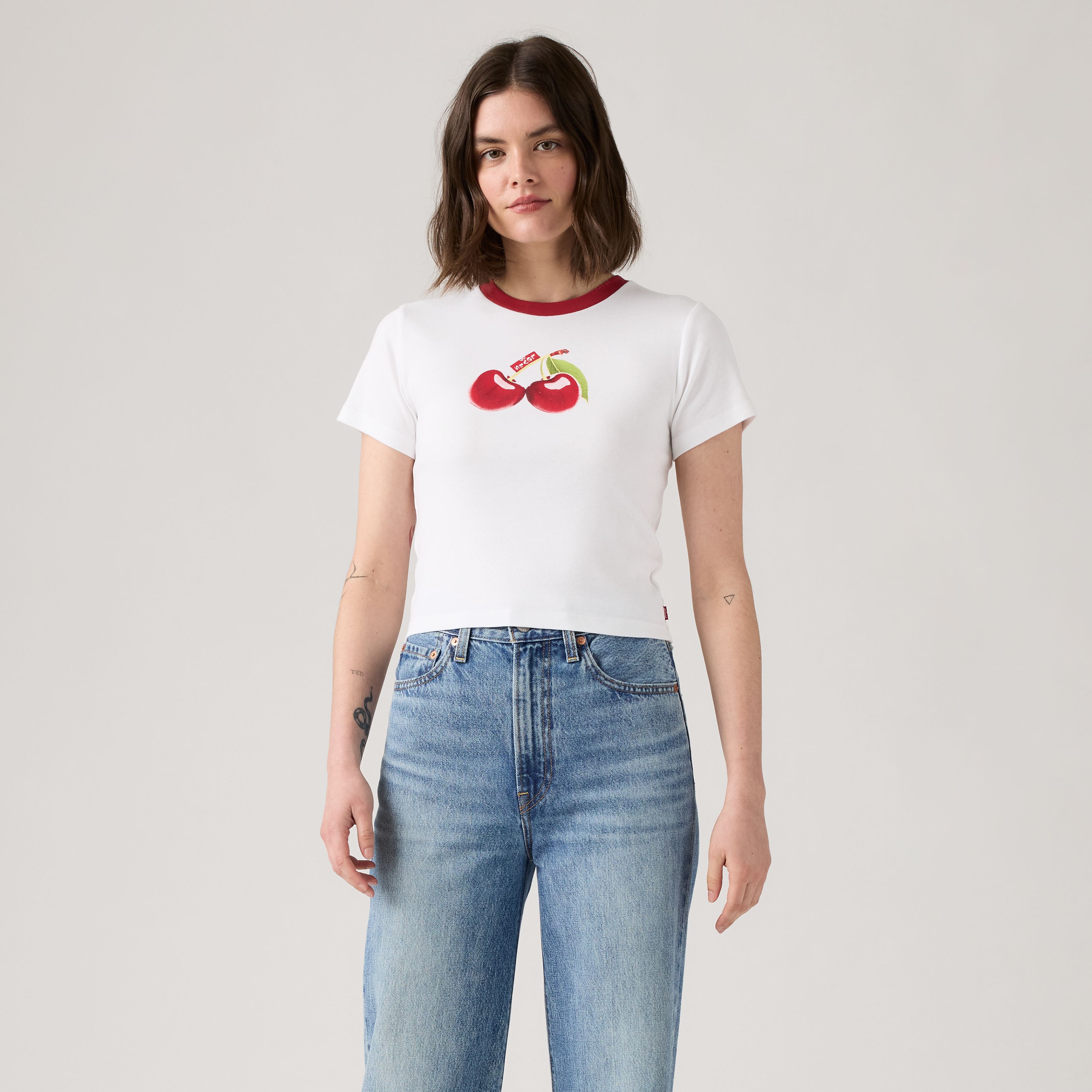 Essential Graphic Sporty Tee 3