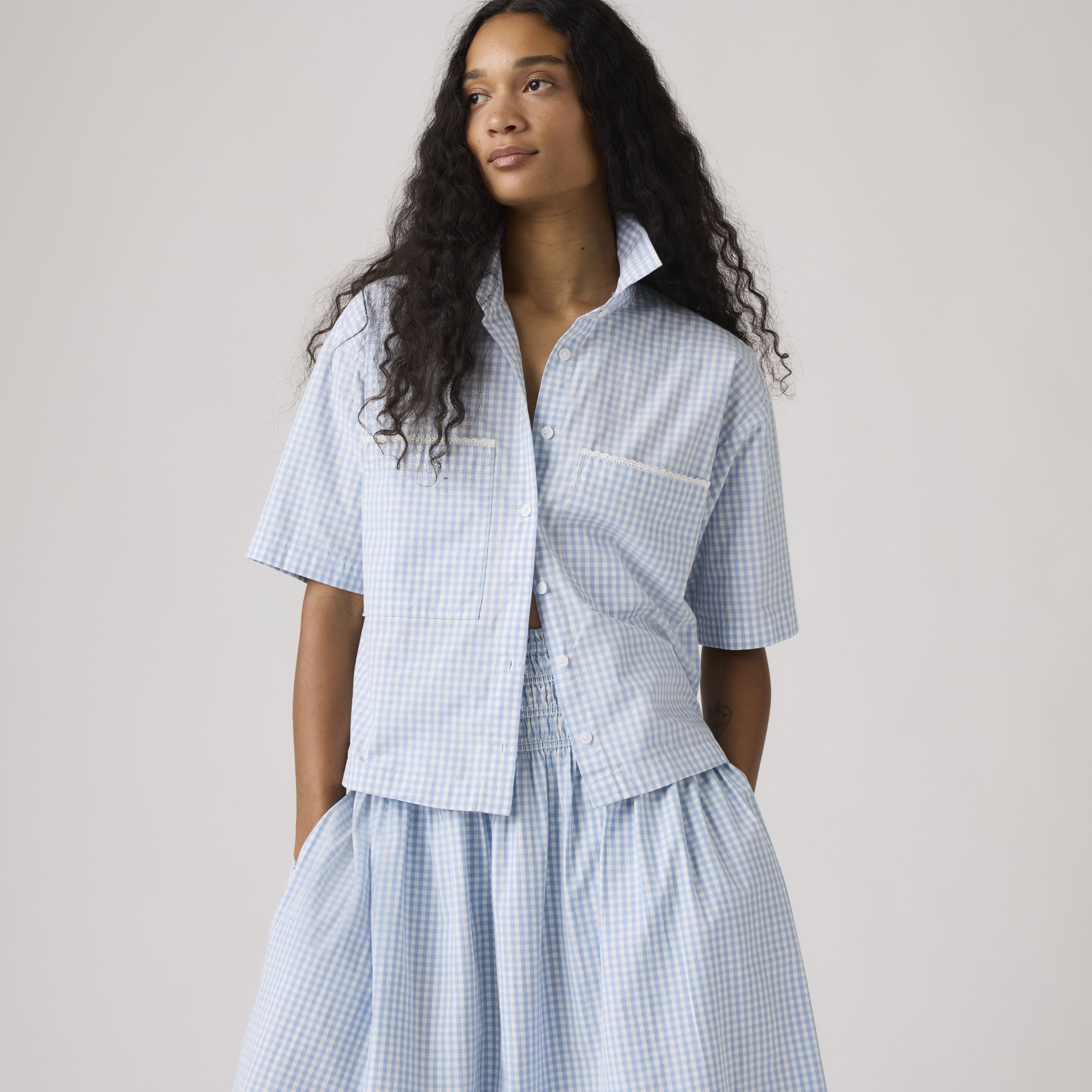 Novelty Harlie Short Sleeve Cropped Shirt 1