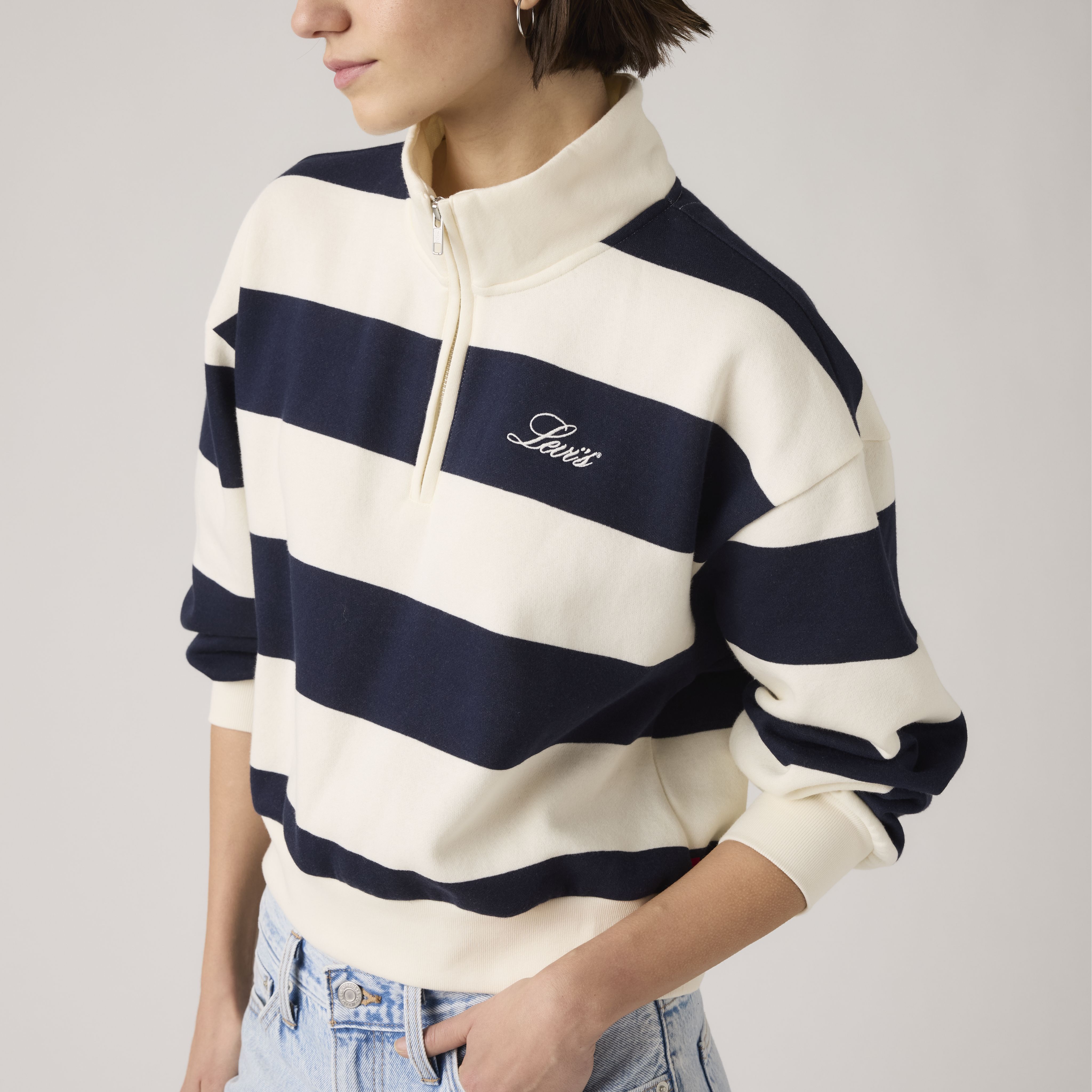 Graphic Everyday 1/4 Zip Sweatshirt 2