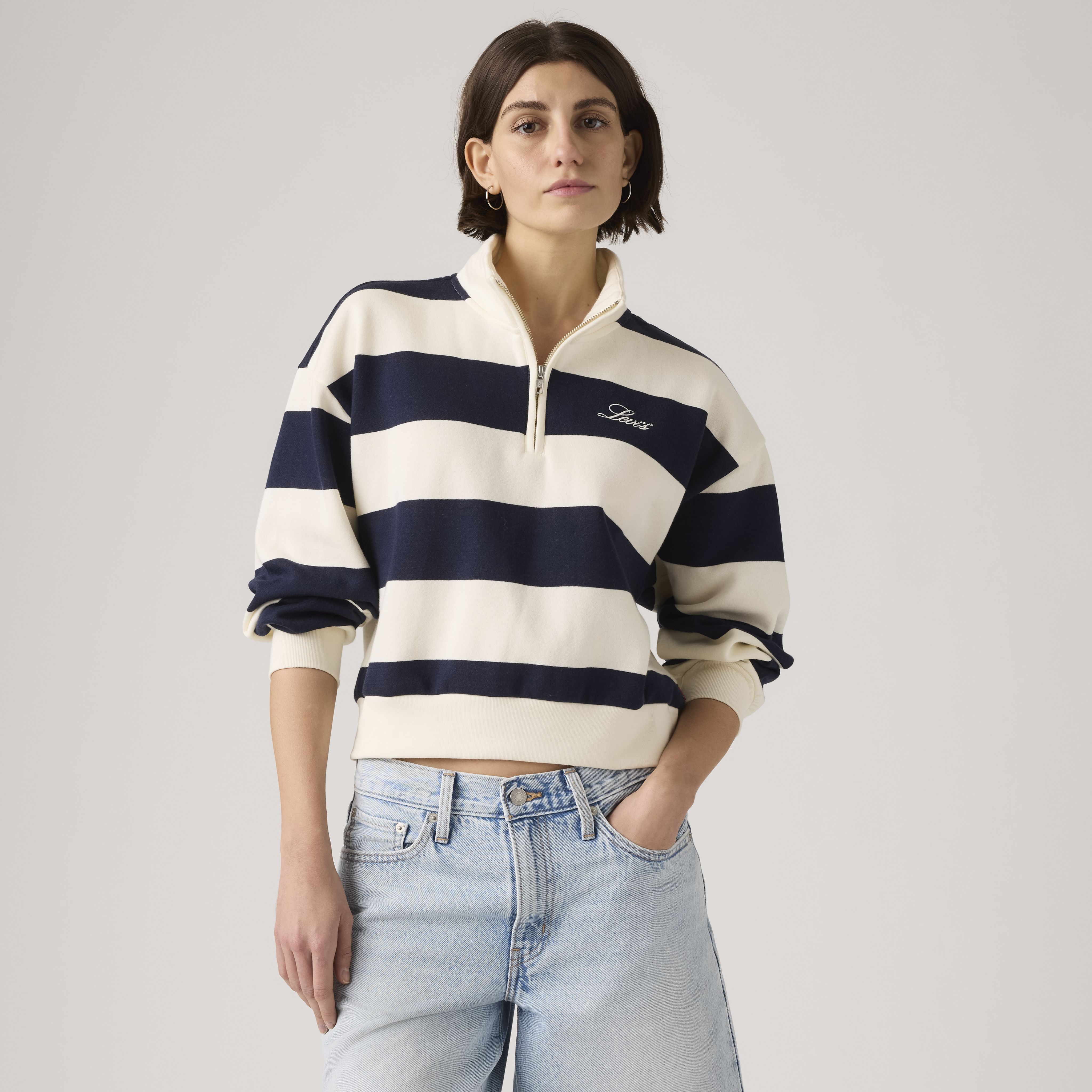 Graphic Everyday 1/4 Zip Sweatshirt 1