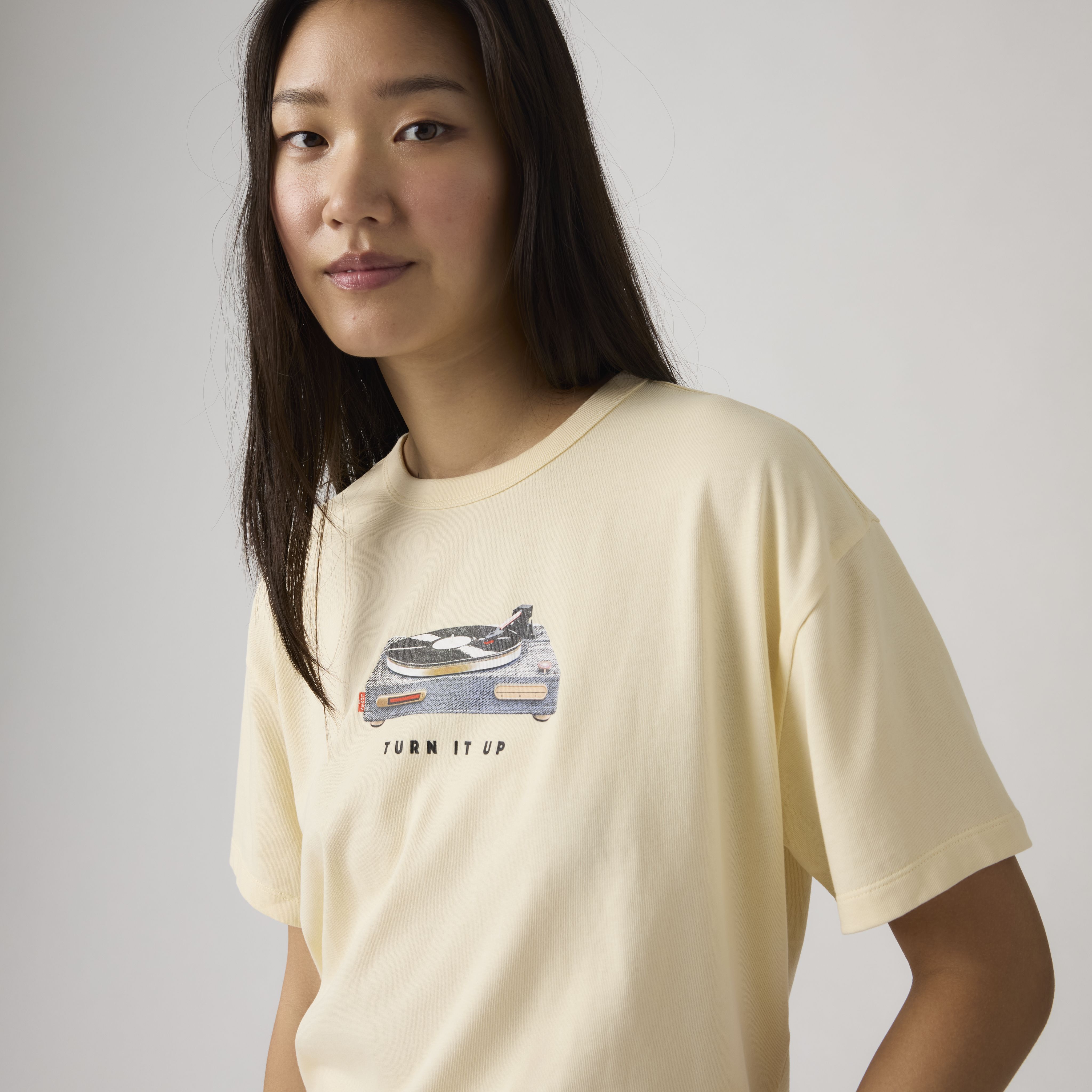 Graphic Logo Vintage Short Sleeve Tee 2