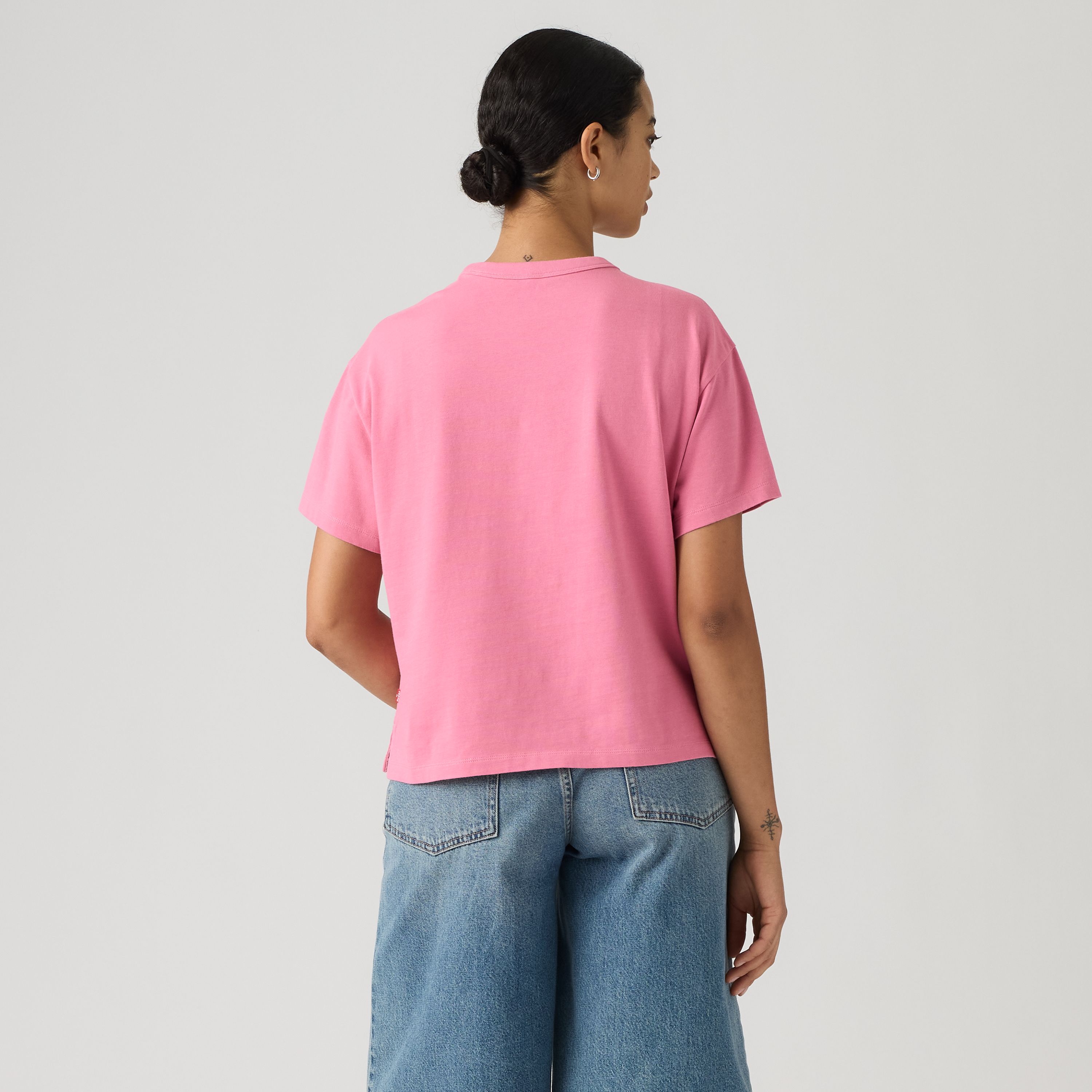 Graphic Vintage Short-Sleeve Tee 4