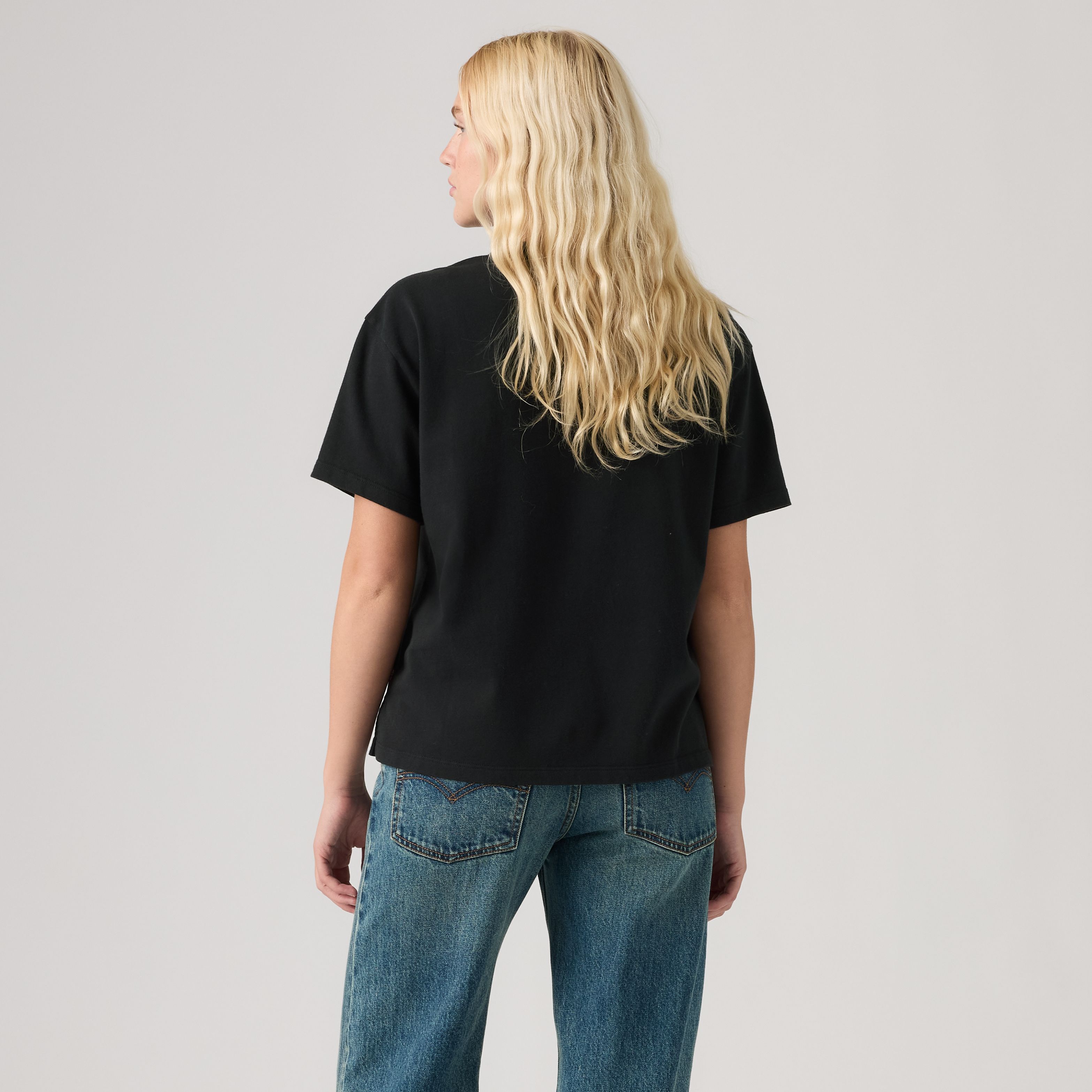Graphic Vintage Tee 4