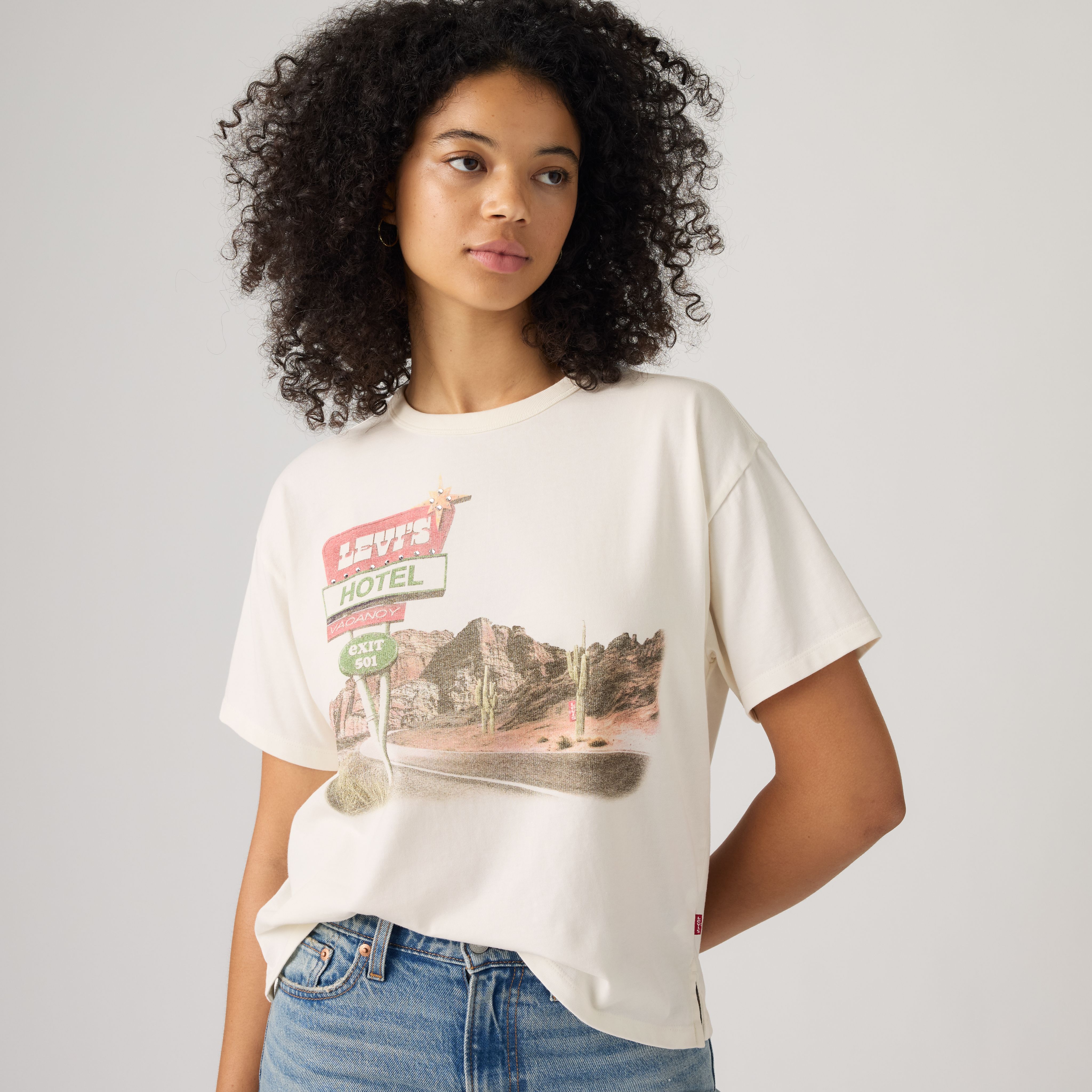 Graphic Vintage Short-Sleeve Tee 1