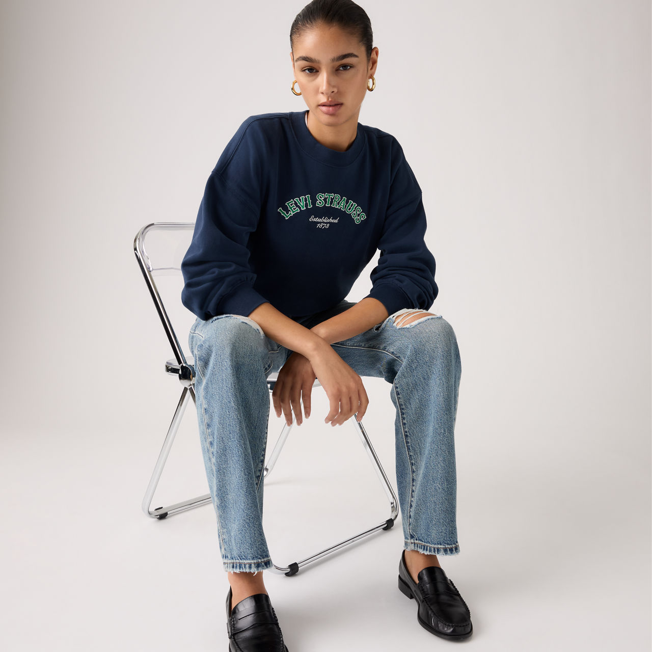 Graphic Vintage Boxy Sweatshirt 1