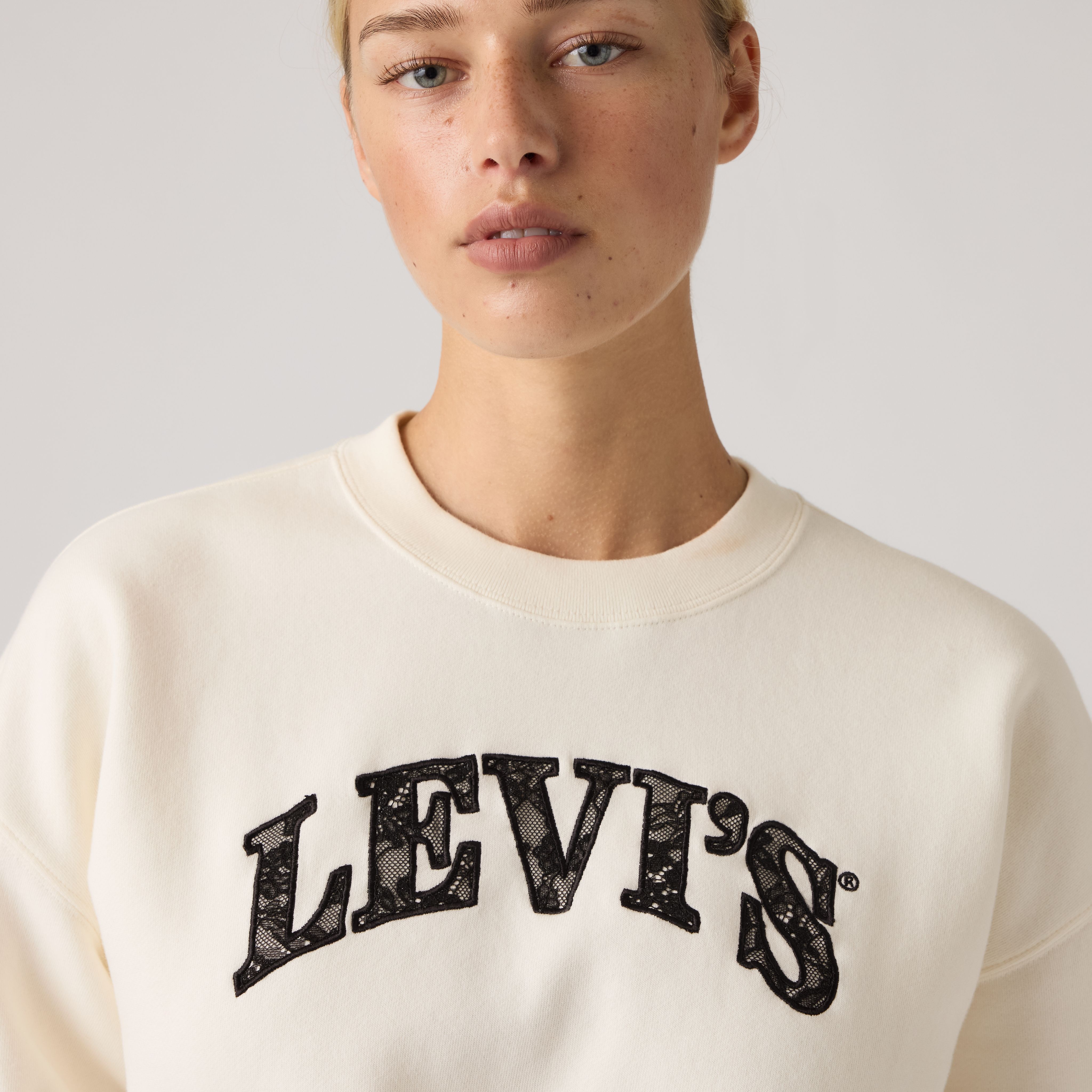 Graphic Vintage Boxy Sweatshirt 2