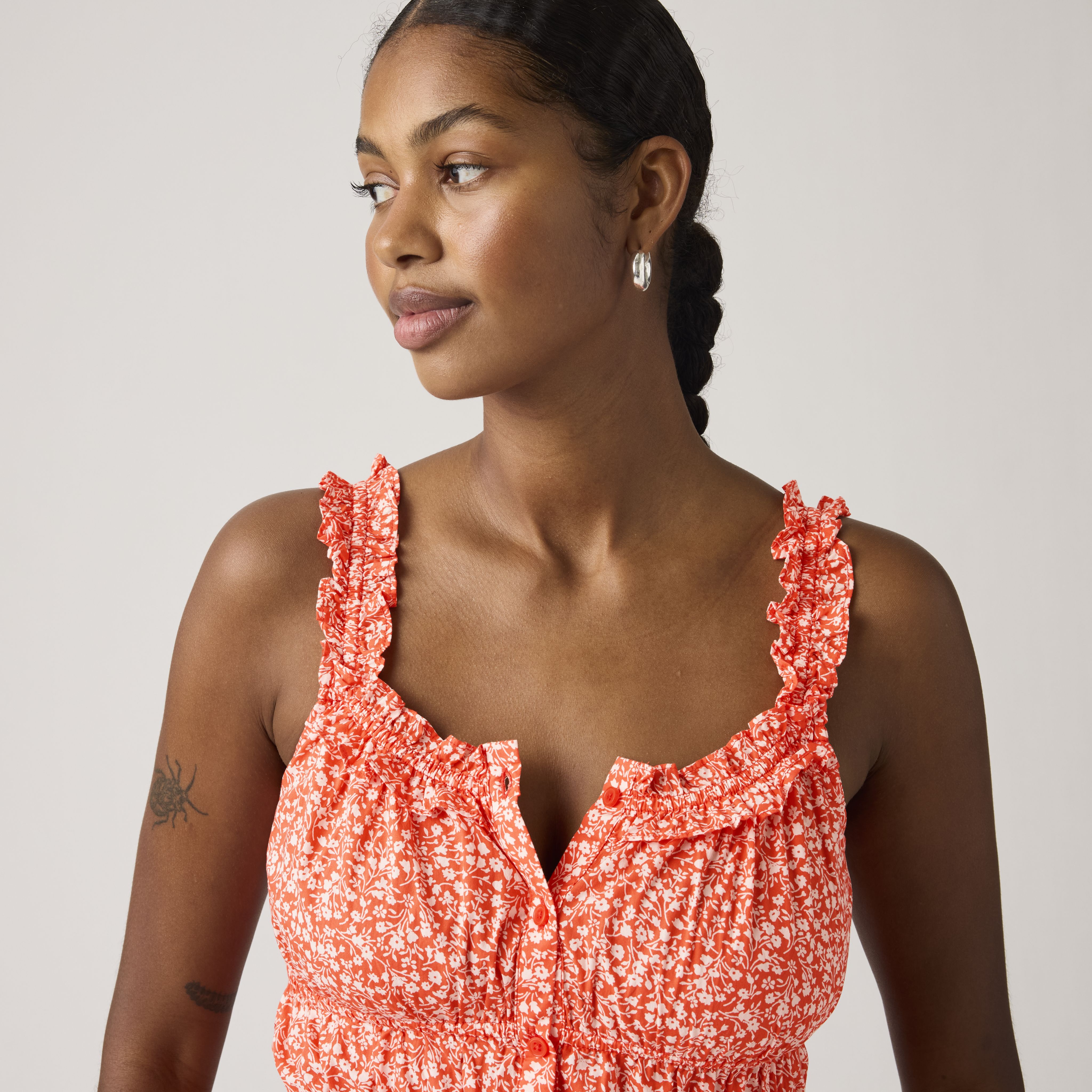 Vera Sleeveless Blouse 2