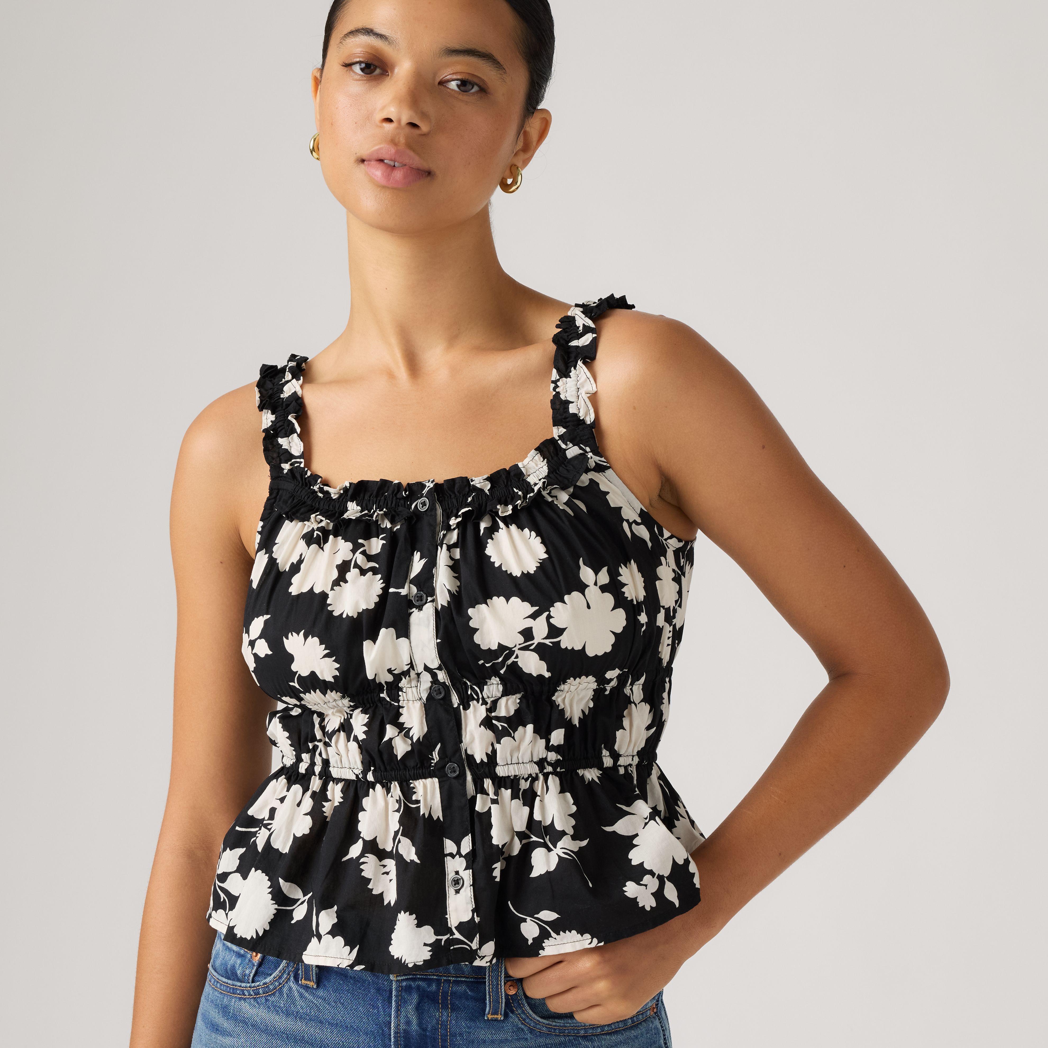 Vera Sleeveless Blouse 13