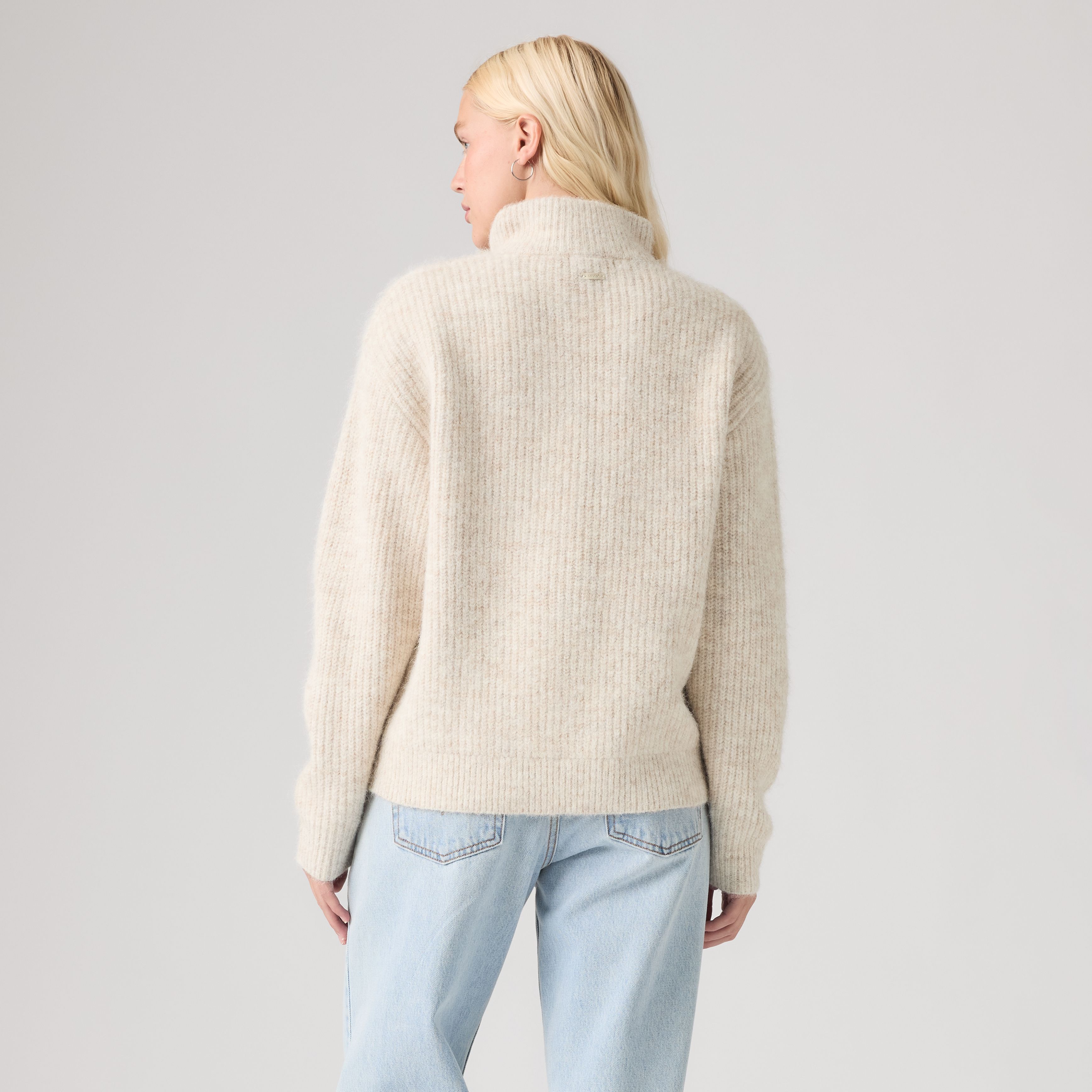Ava Pullover mit kurzem Reißverschluss 4