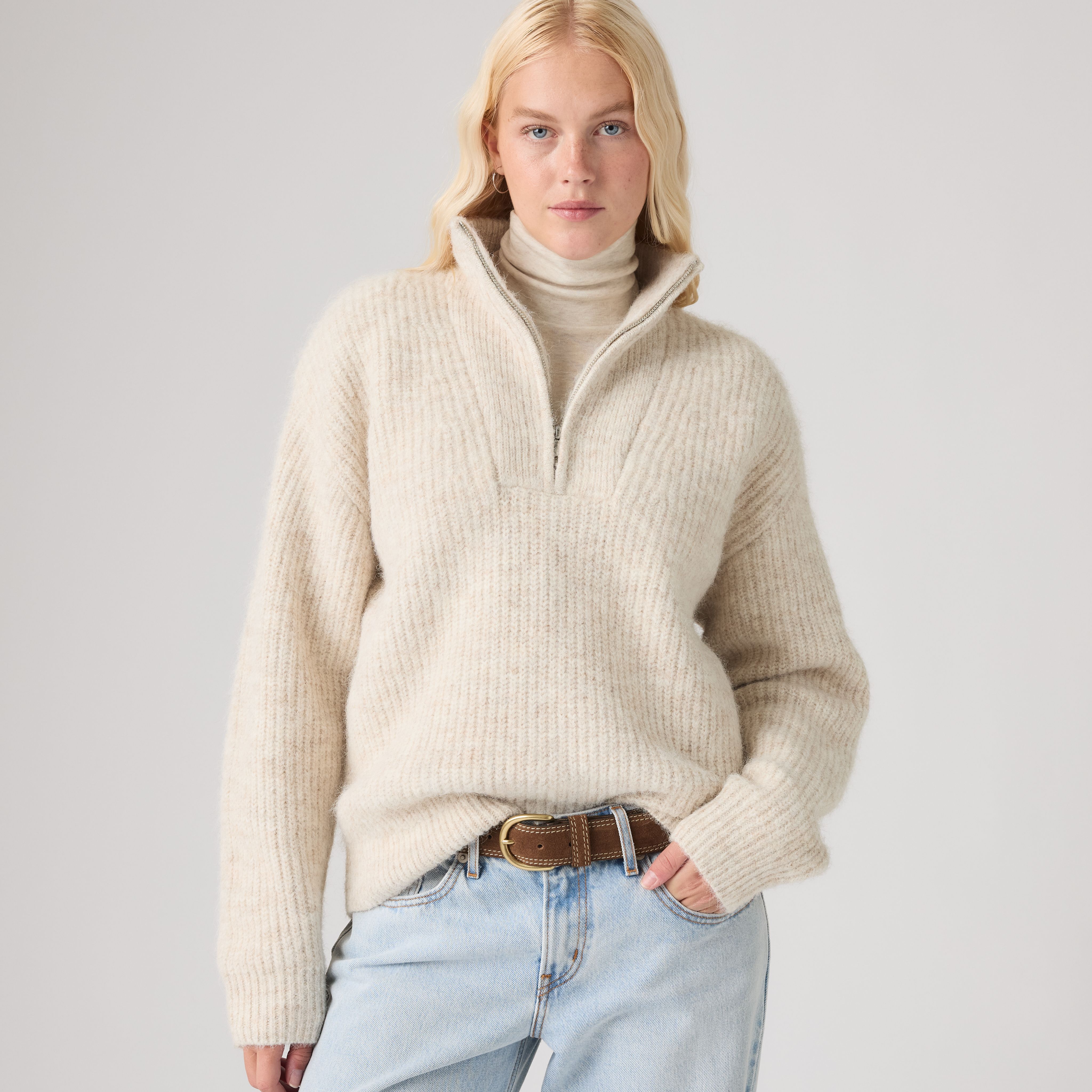 Ava Pullover mit kurzem Reißverschluss 1