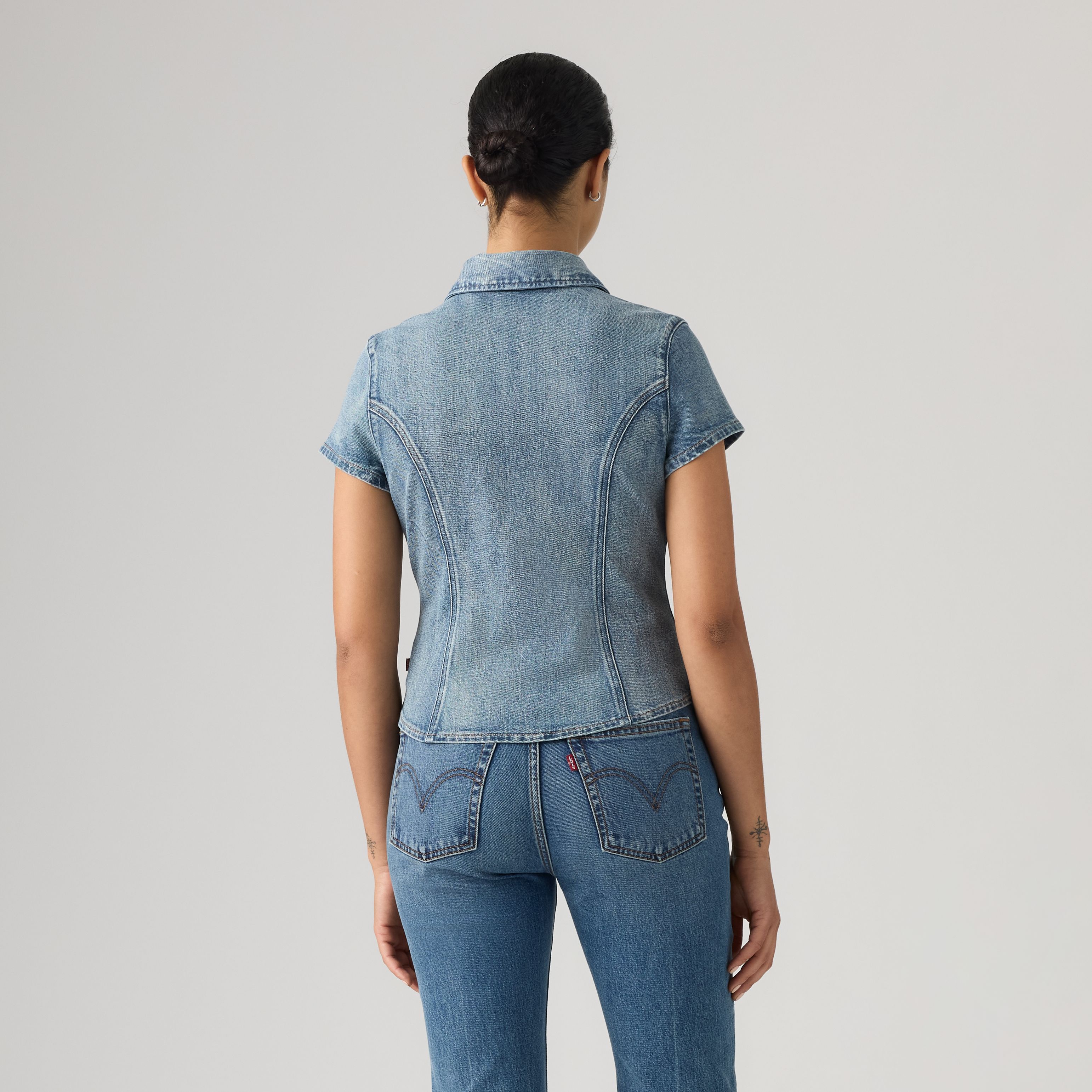 Short Sleeve Shaped Denim Shirt 4