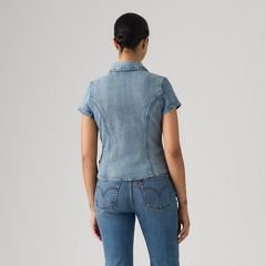 Short-Sleeve Shaped Denim Shirt — Hazy Days - Medium Wash 4