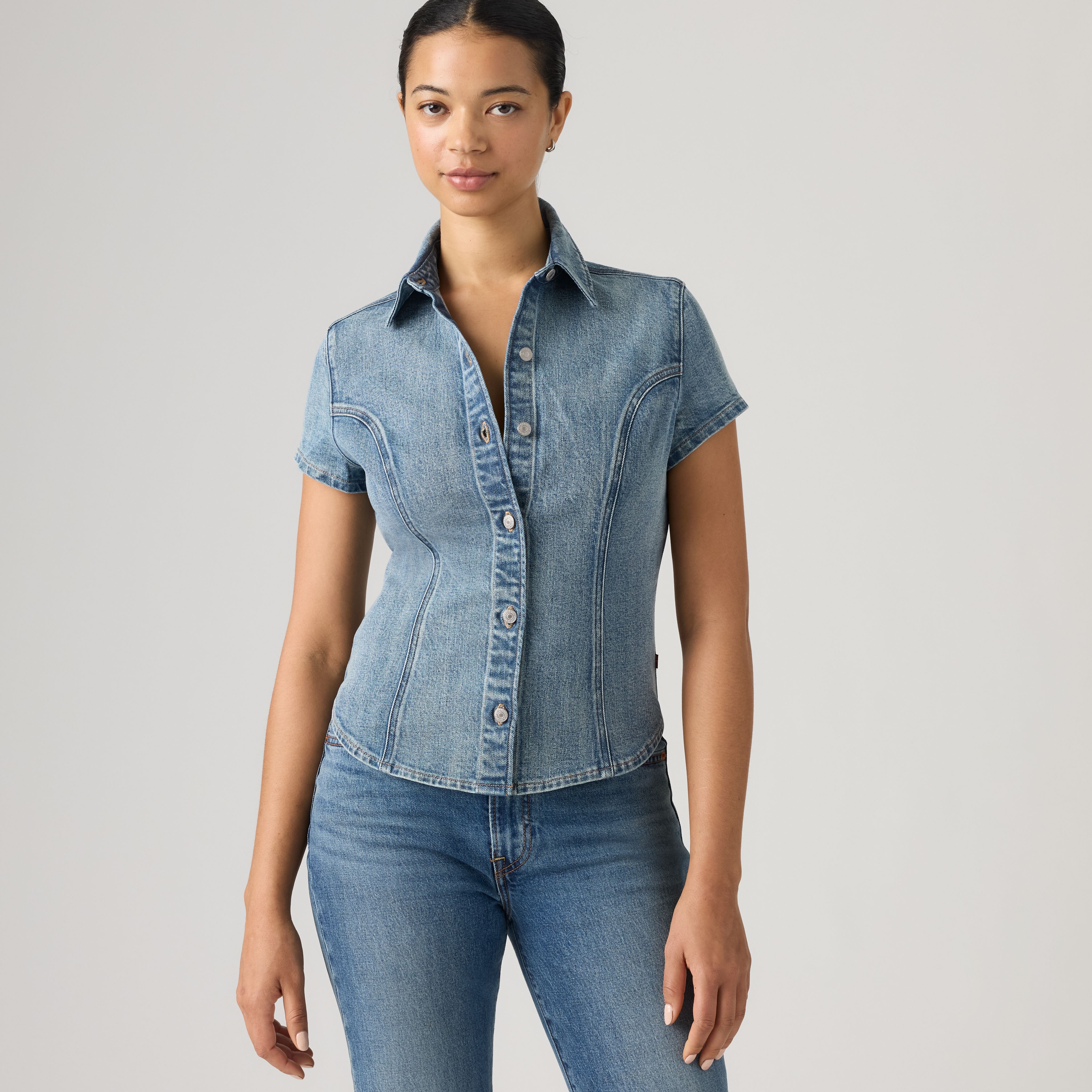 Short Sleeve Shaped Denim Shirt 1
