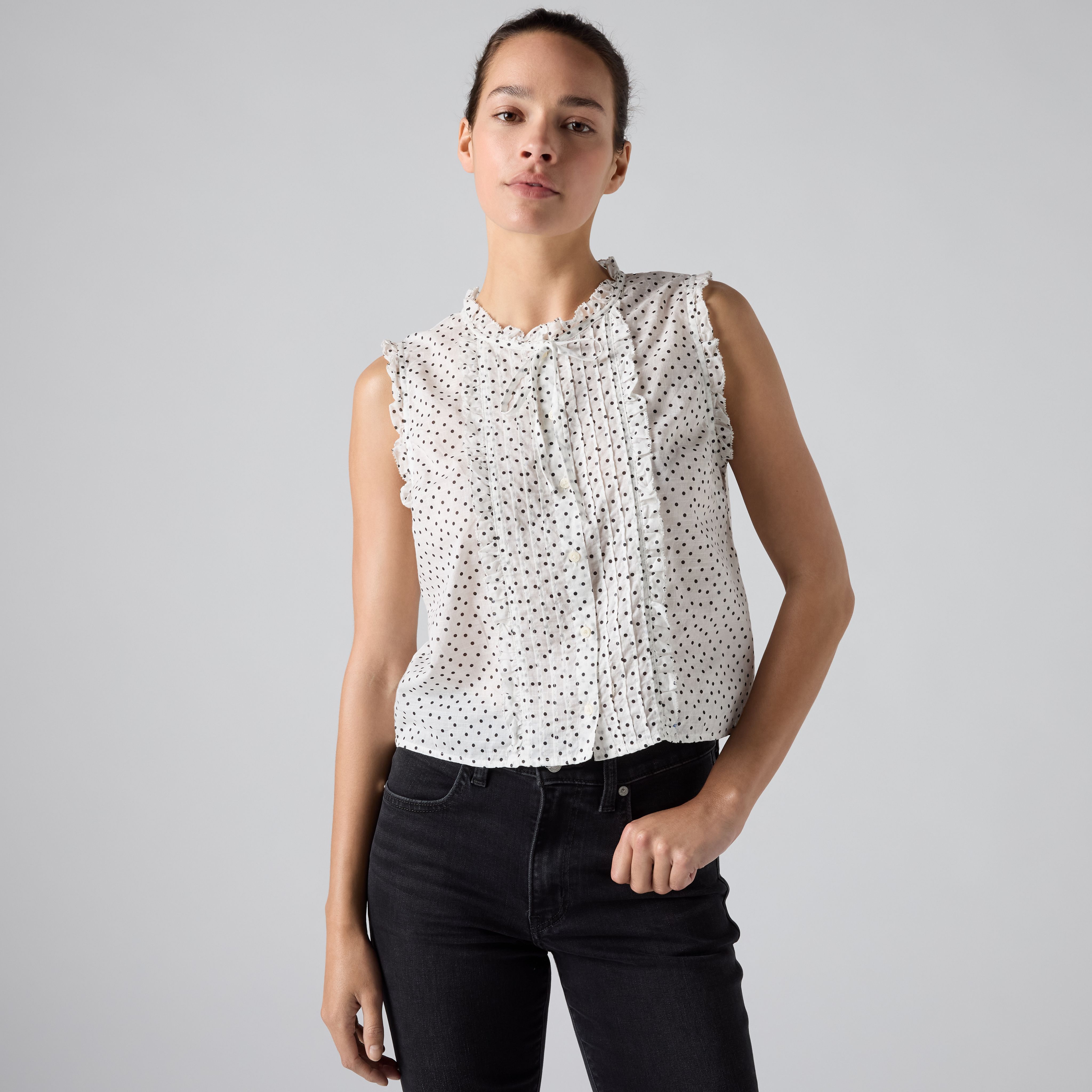 Shelby Sleeveless Slim Blouse 1