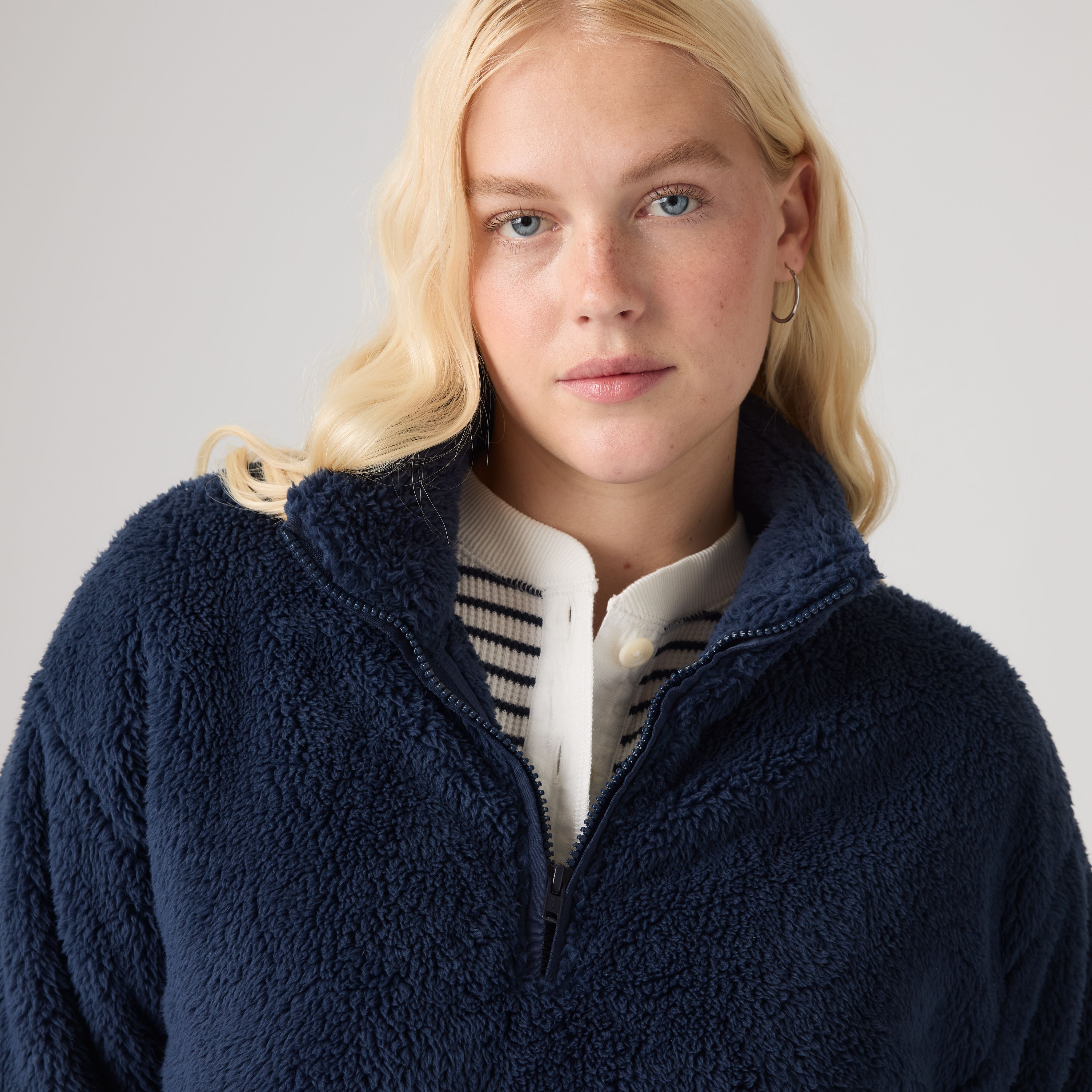 Atwood Sherpa Quarter-Zip Pullover 2