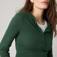 Essential Long-Sleeve Henley — Garment Dye Pine Grove - Green 2
