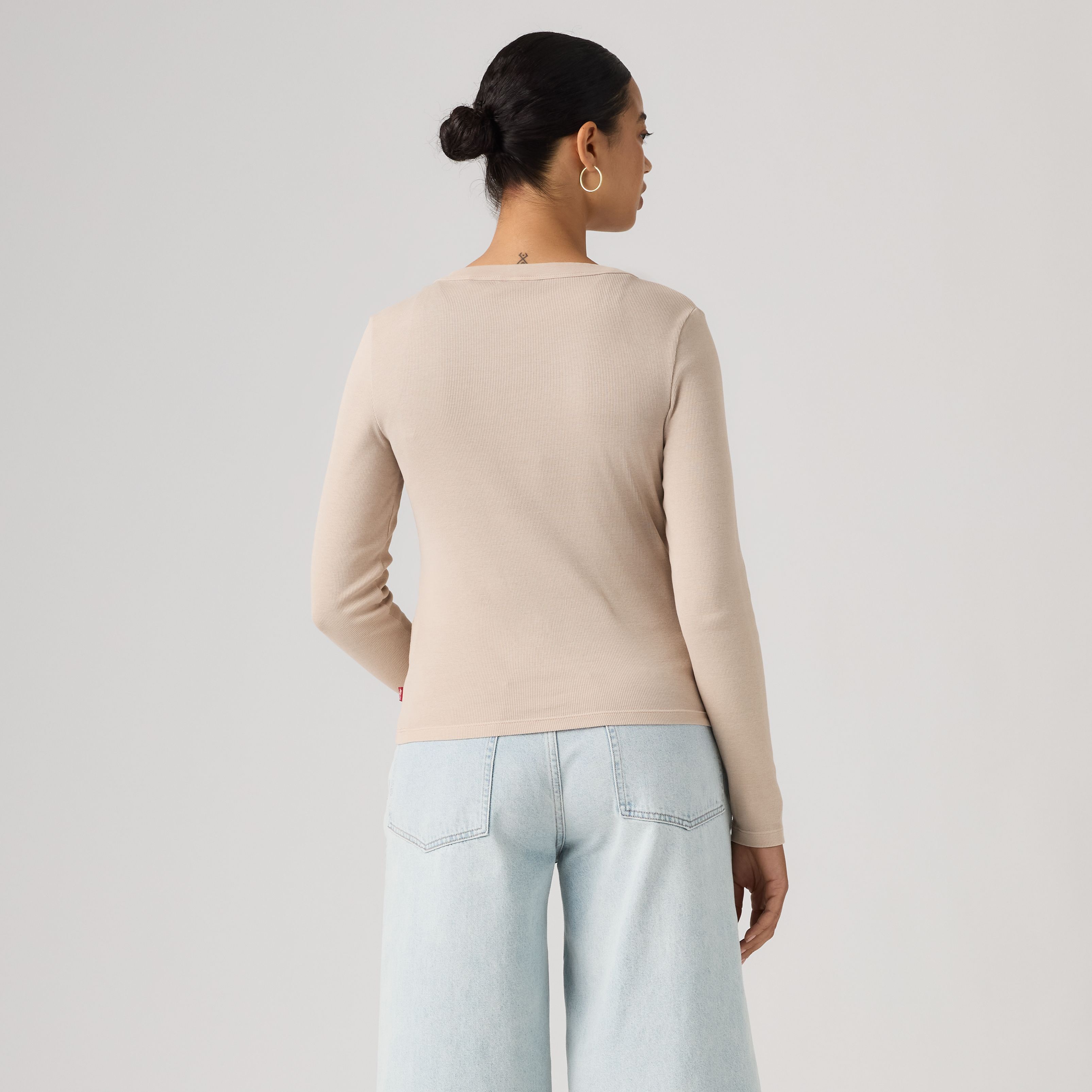 Essential Long-Sleeve Henley 4