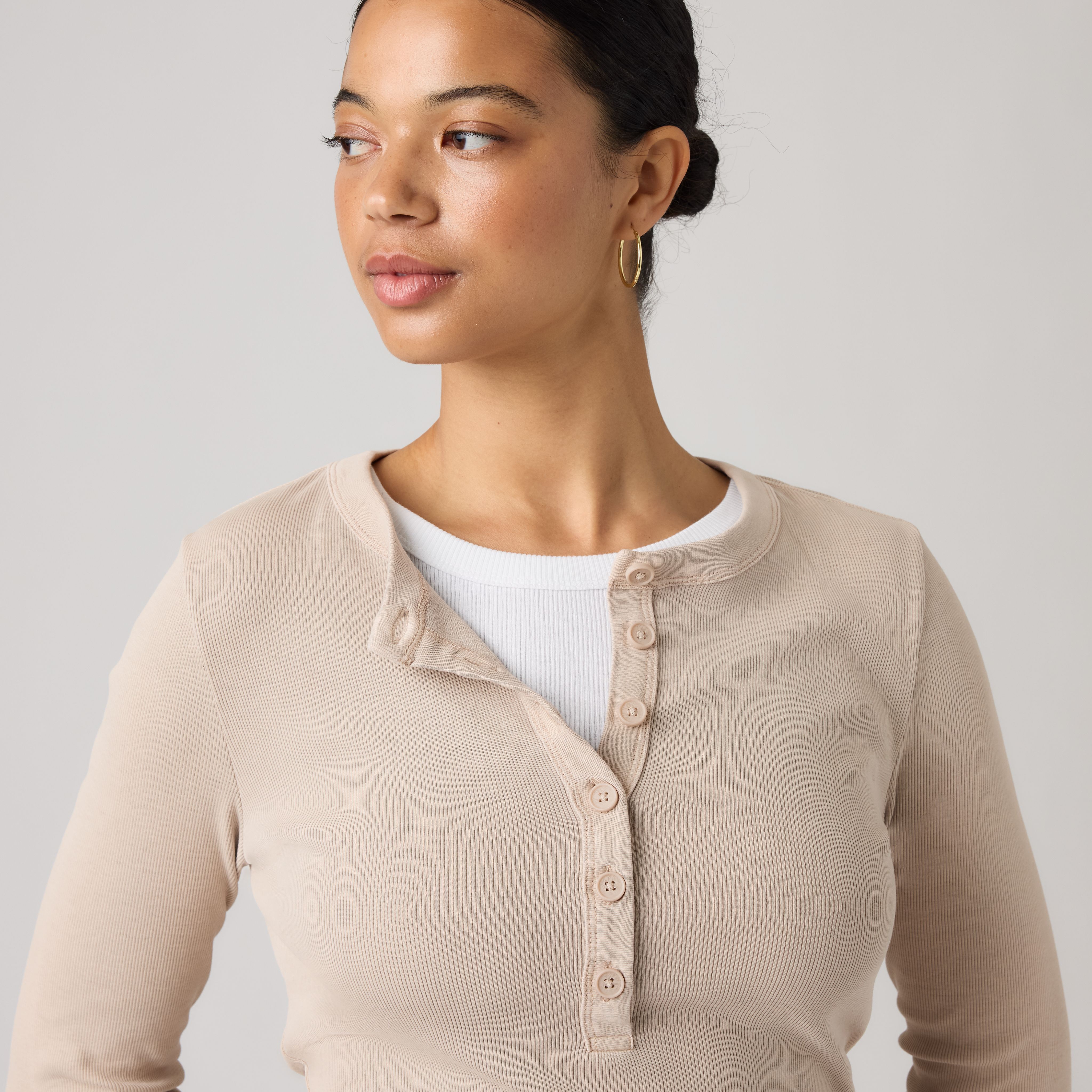 Essential Long-Sleeve Henley 2