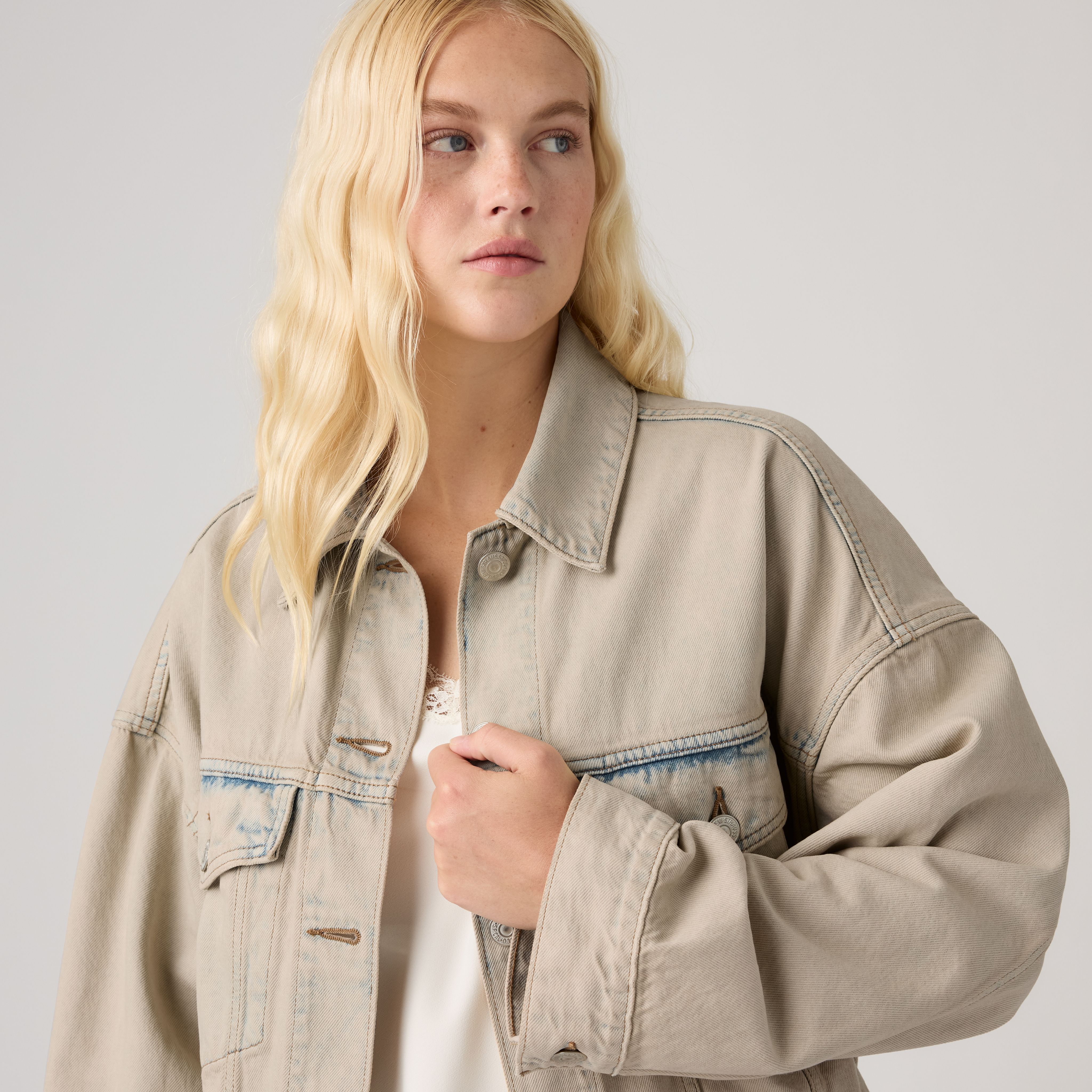 Loose Cropped Trucker Jacket 2