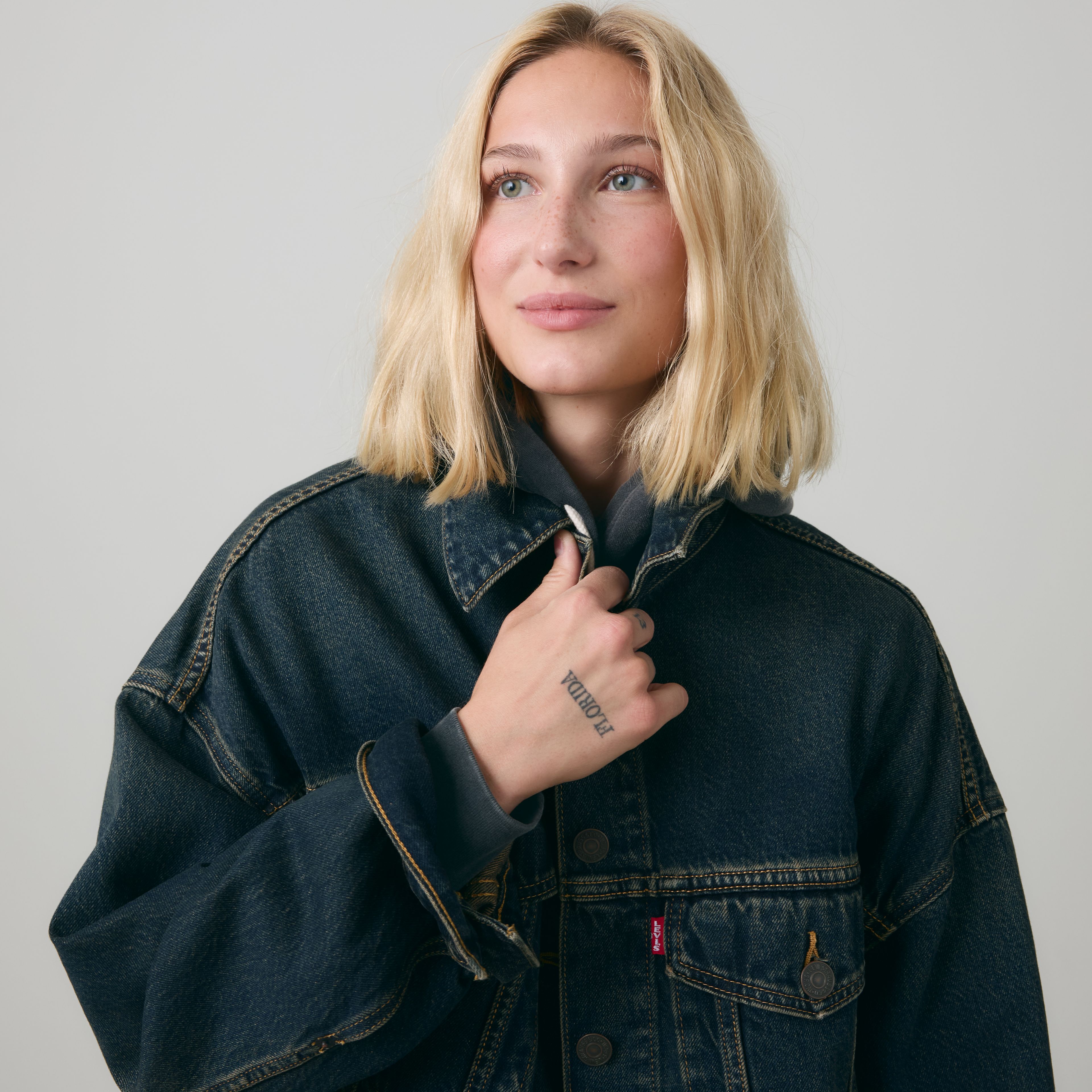 Loose Cropped Trucker Jacket