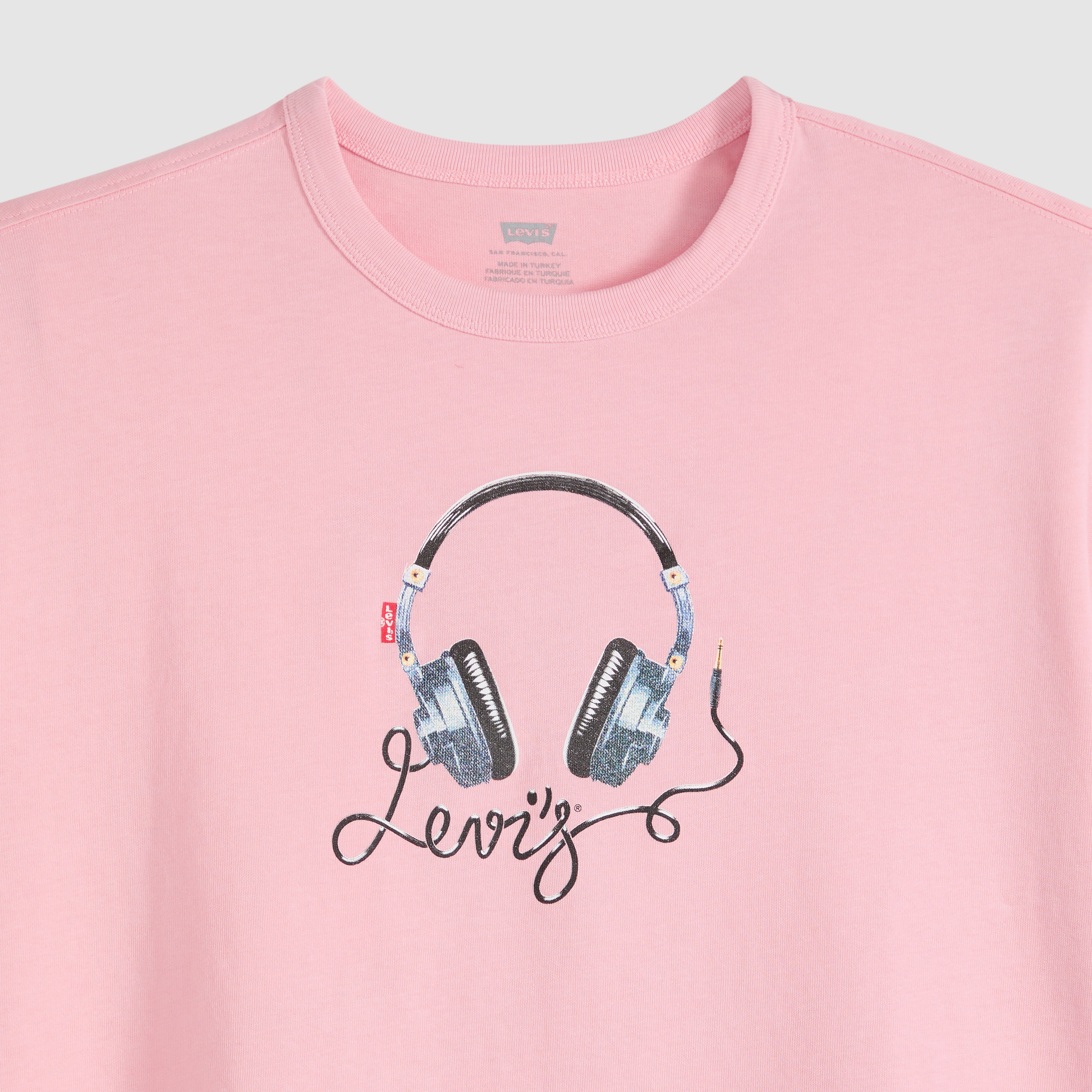 Graphic Vintage Tee 6