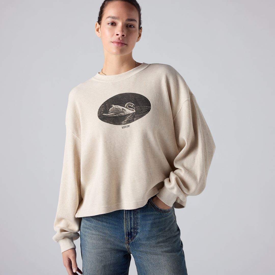 Levi's Graphic Relaxed Waffle Long-sleeve Crewneck Top In Swan Snapshot Oatmeal Heather Gray