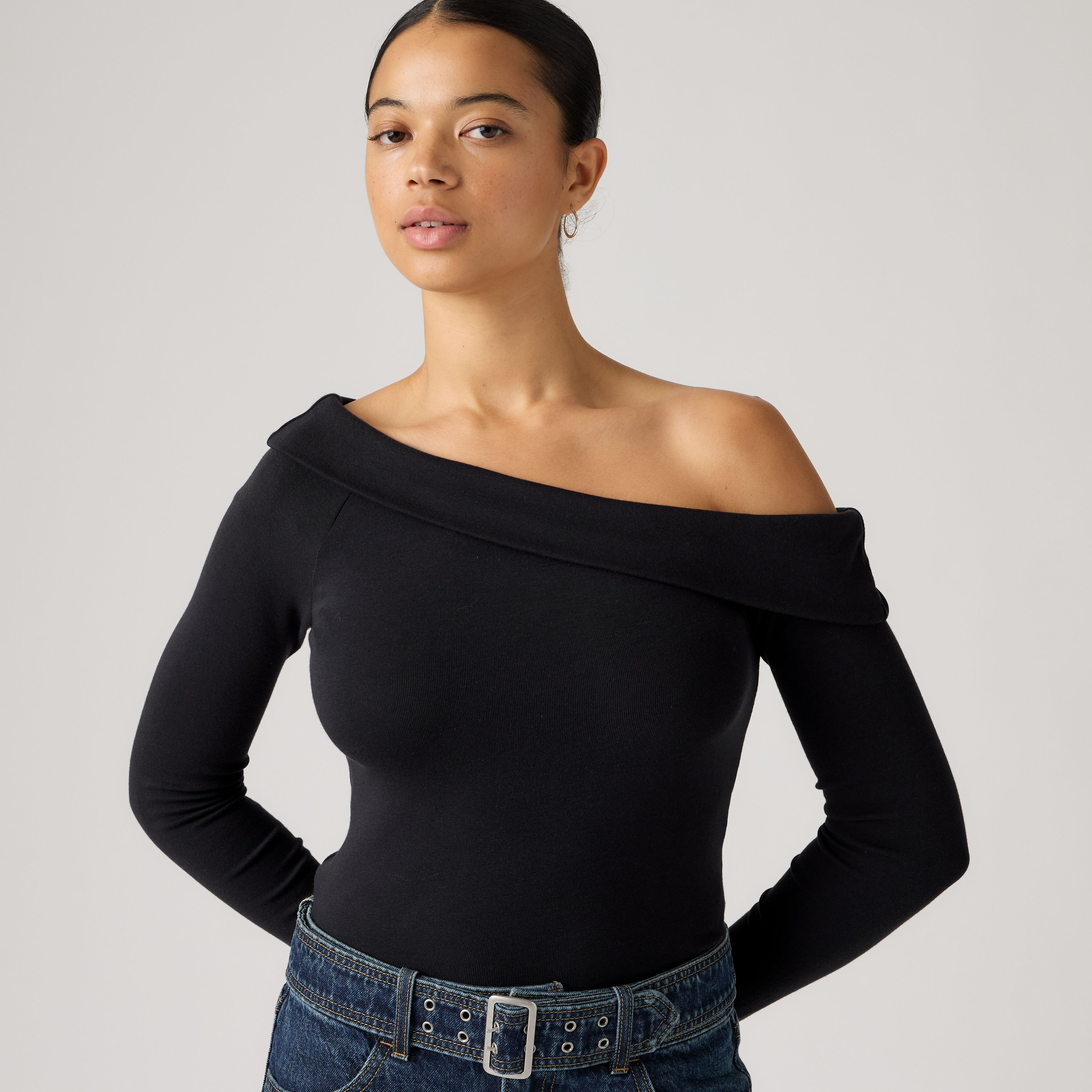 Clara Off-Shoulder Long-Sleeve Top 1