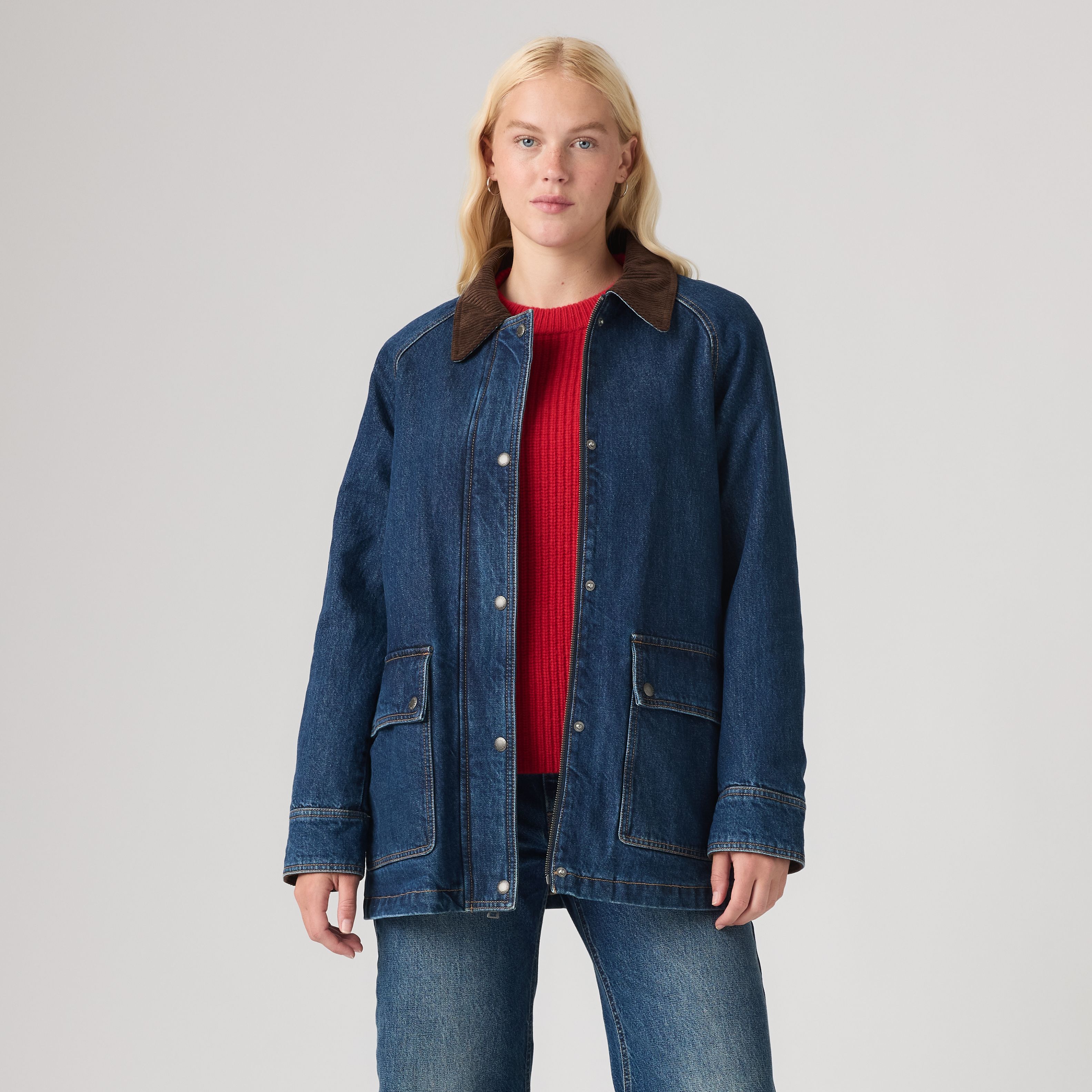 Midweight Barn Jacket With Snap Closure 3
