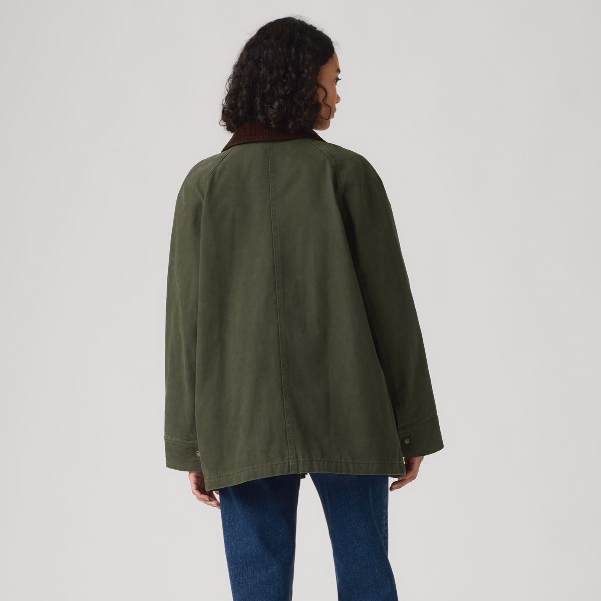 Midweight Barn Jacket With Snap Closure — Evergreen - Green