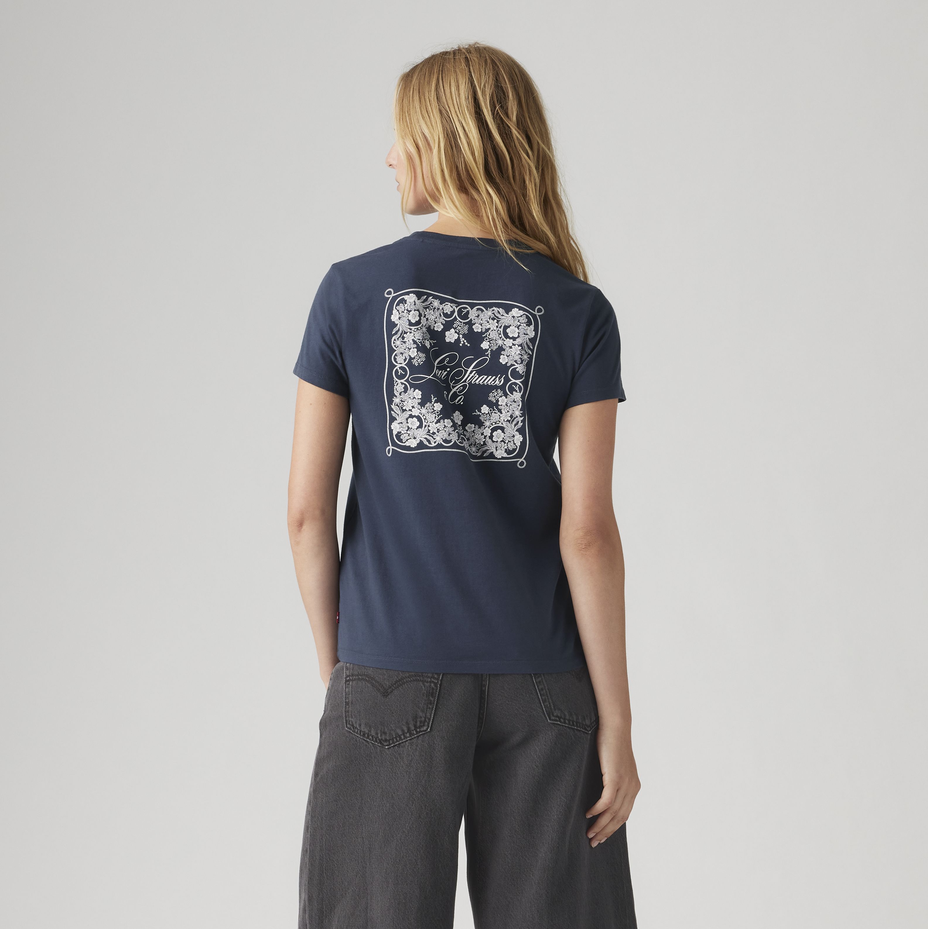 Graphic Perfect T-Shirt 4