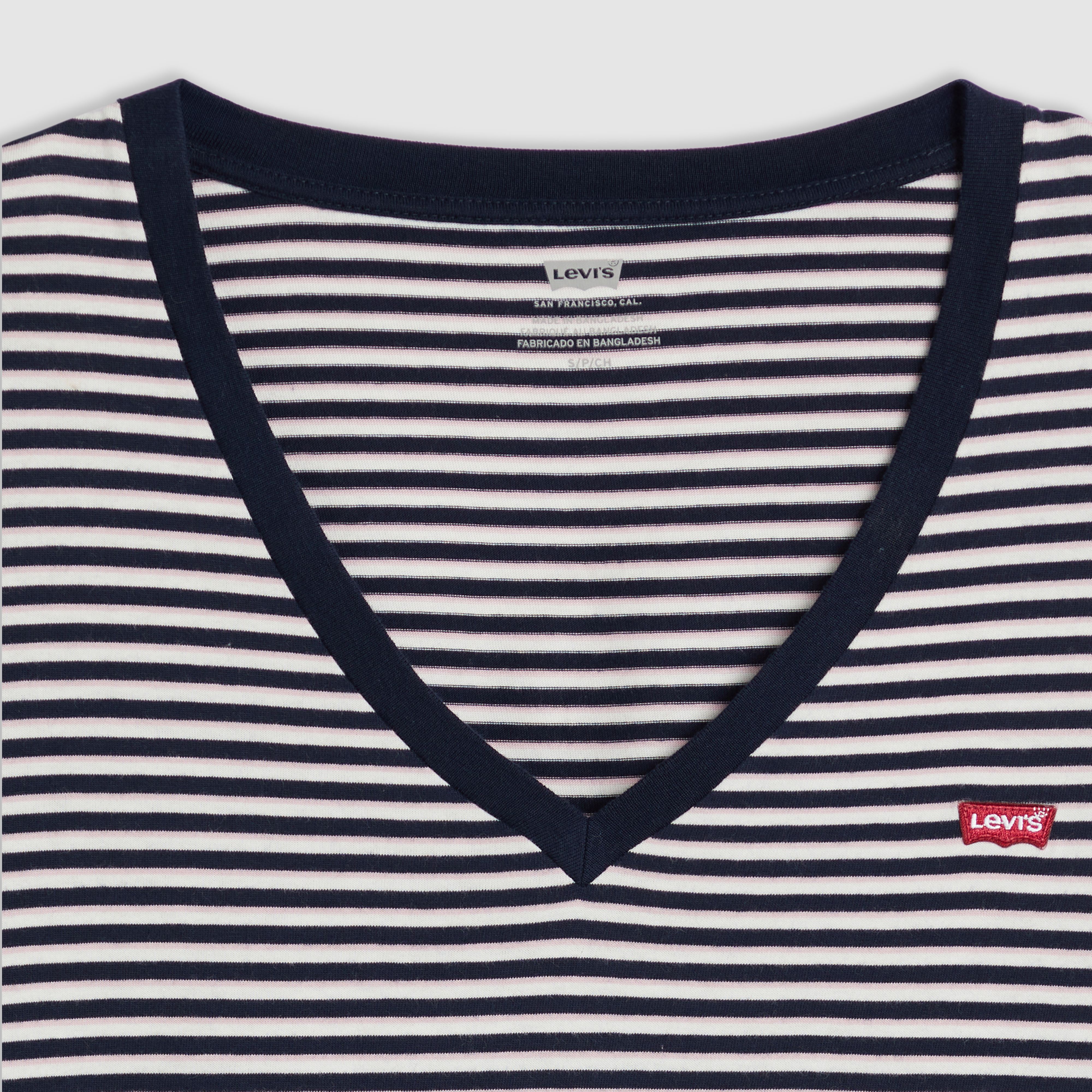 The Perfect V-Neck Tee 7